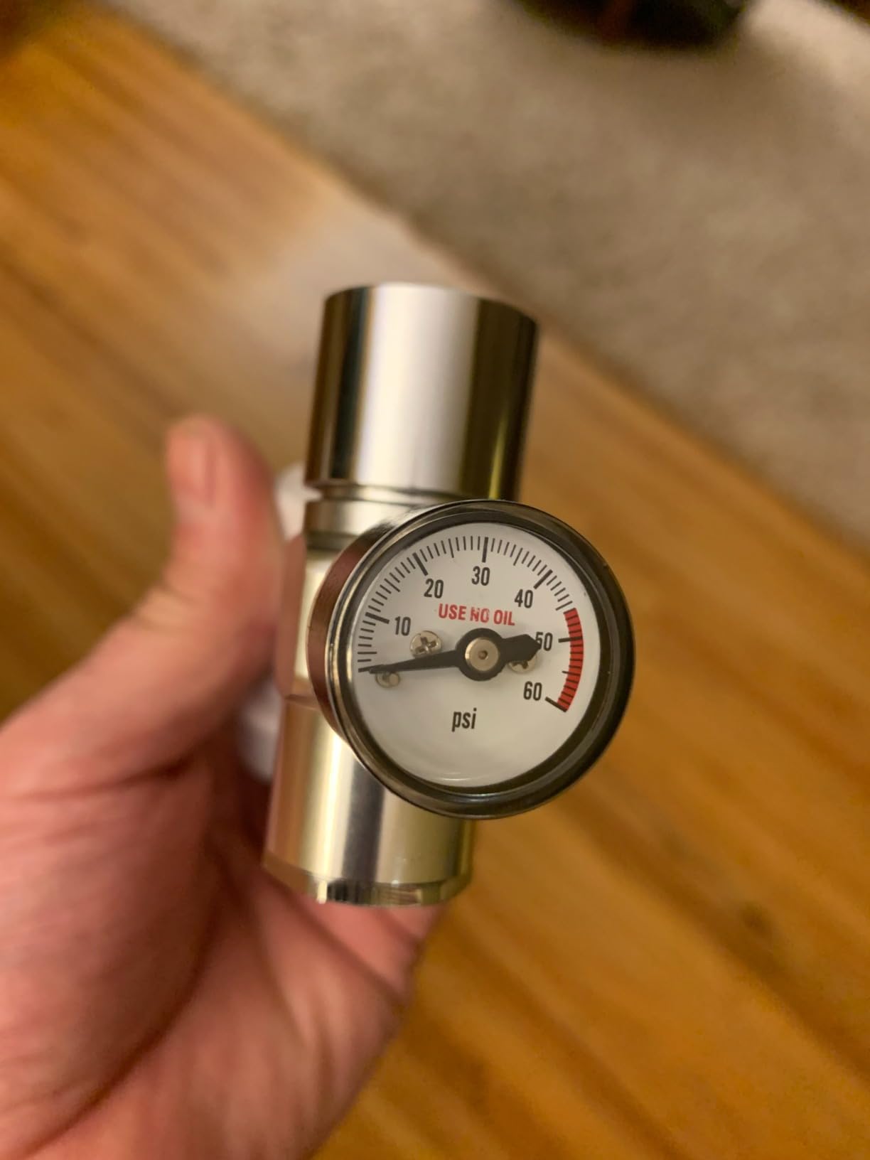 FERRODAY 0-60 PSI Mini Keg Regulator CO2 Charger Portable Beer Keg Regulator with Ball Lock customer photo 2