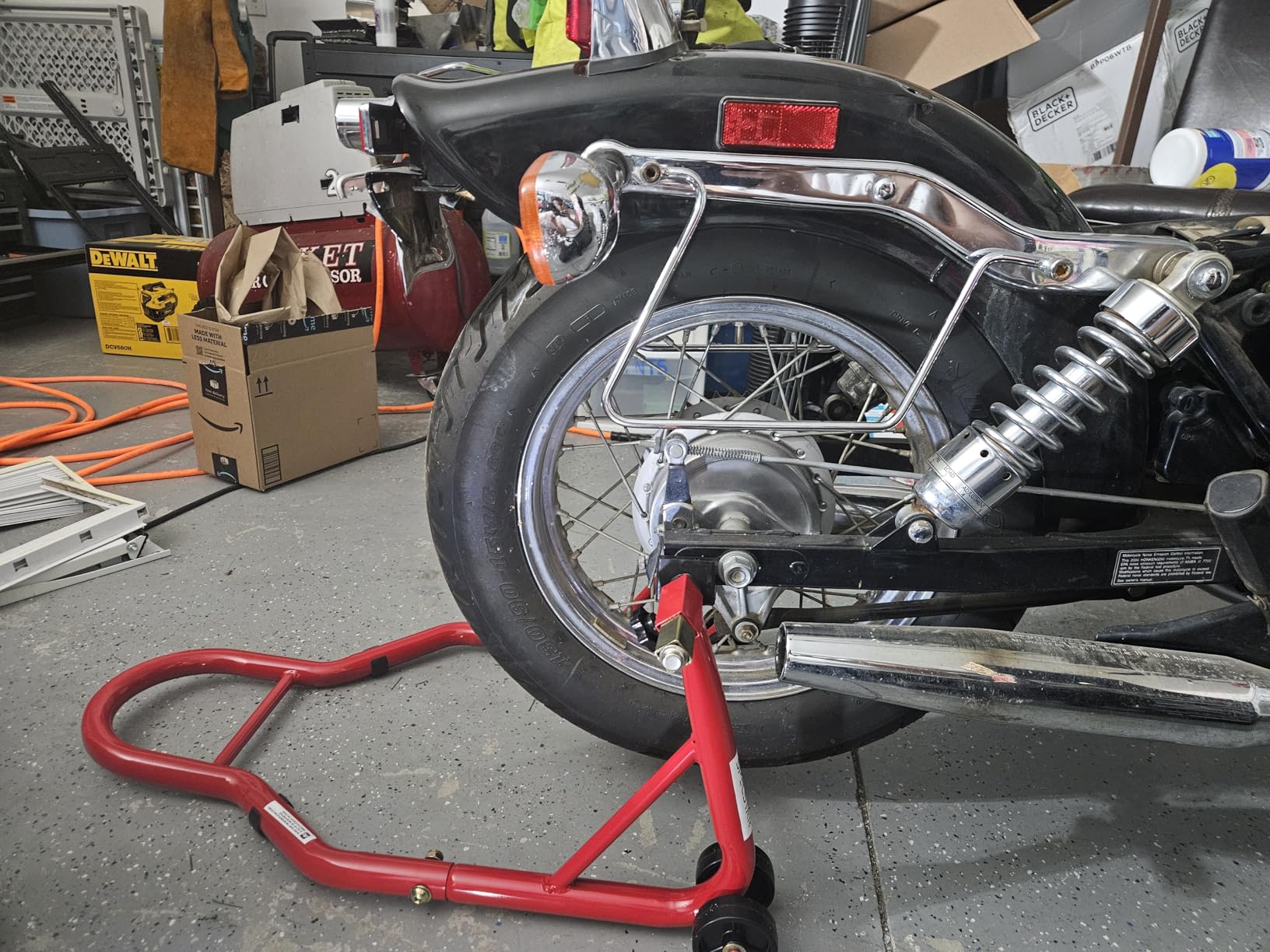 SPECSTAR Motorcycle Stands, 882 Lbs Capacity Front Rear Wheels Lift Combo with U+L Adjustable Swingarm Spool, Heavy Duty Paddock Stands fit for BMW Suzuki Yamaha Honda Kawasaki, Red customer photo 2