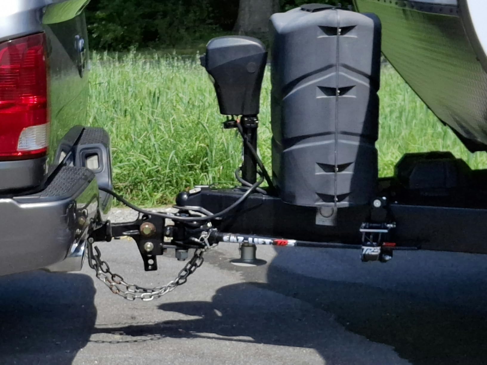 Camco Eaz-Lift TR3 Weight Distribution Hitch Kit with Dynamic Sway Control, 1200 lb customer photo 1