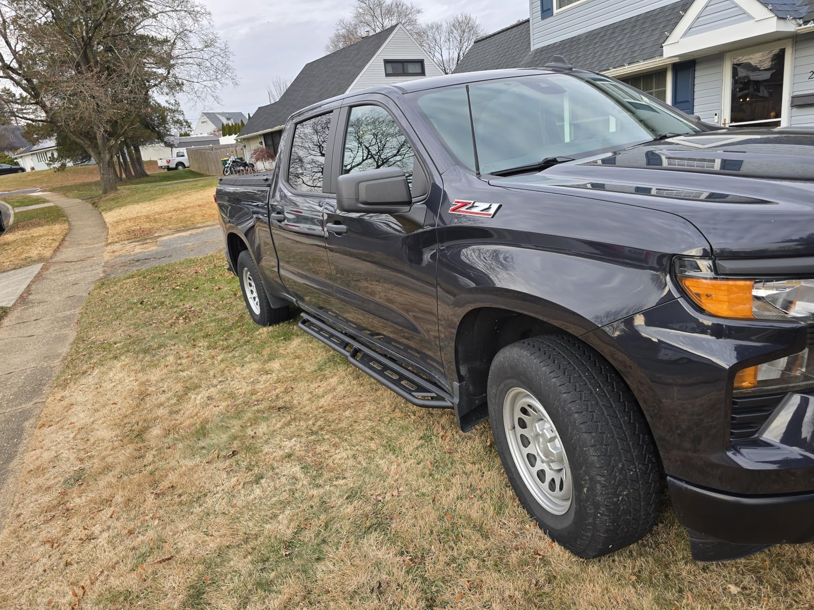 IRONBISON Running Boards - Fits 2019-2026 Chevy Silverado/GMC Sierra 1500 Crew Cab | 2020-2026 Silverado/Sierra 2500/3500 Crew Cab, Heavy Duty Truck Off-Road Side Steps Nerf Bars customer photo 1