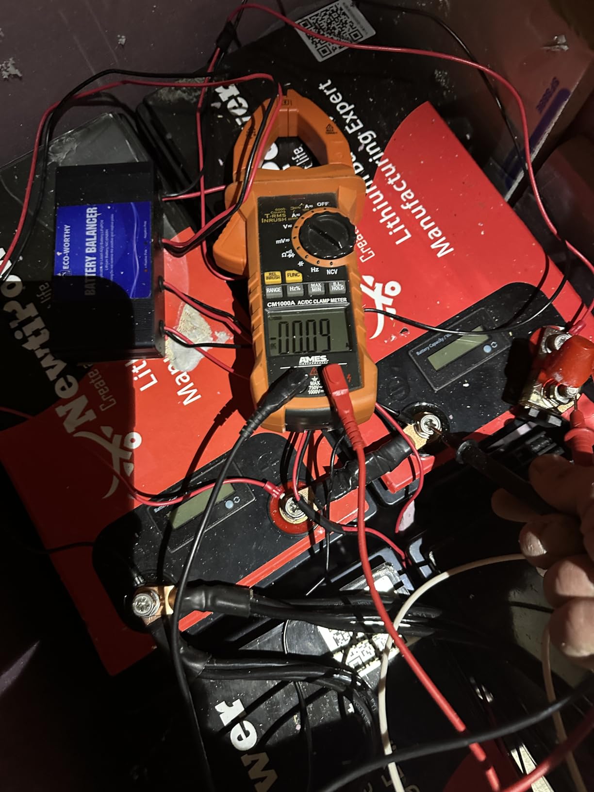 12V 200Ah Small-Volume LiFePO4 Lithium Battery, 150A BMS, 10000+ Deep Cycle Lithium Iron Phosphate Battery Great for Winter Power Shortage, RV, Marine and Off Grid Applications customer photo 1