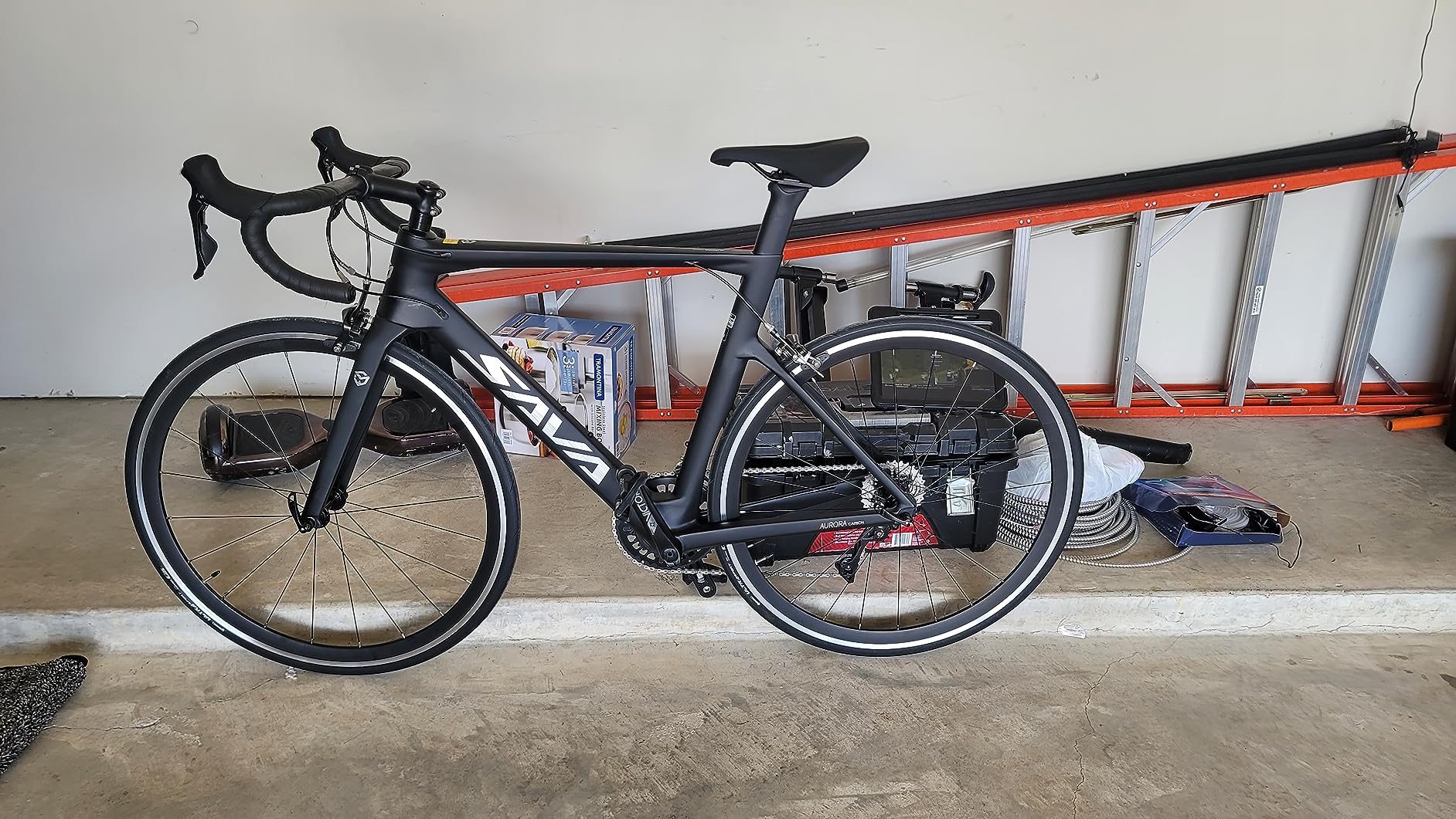 SAVADECK Carbon Road Bike, Windwar5 Carbon Fiber Frame 700C 25C Tire Racing Bicycle with Shimano 105 22 Speed Groupset Ultra-Light Bicycle for Men/Women customer photo 2