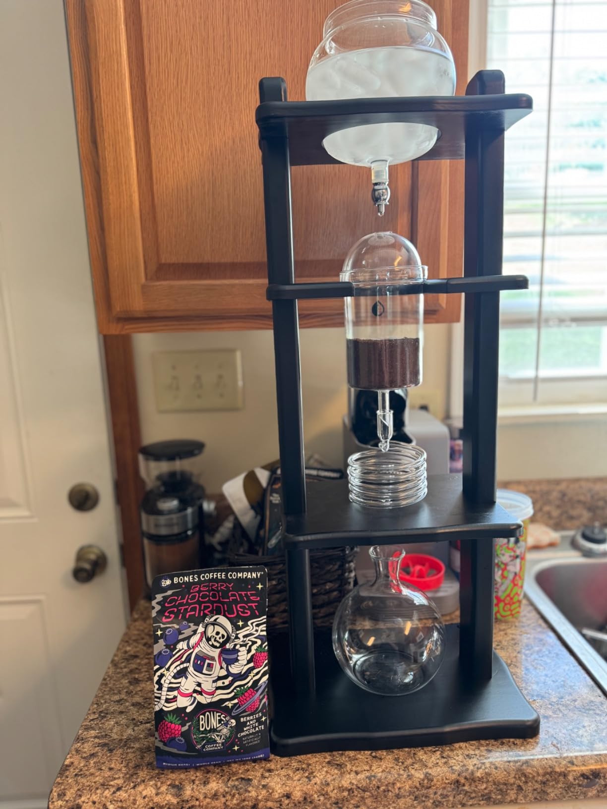Cold Drip Coffee Maker, Cold Brew Coffee Tower, Slow Drip Japanese Cold Brew Maker, 32 oz, Cold Brew Drip, Ice Coffee Tower (ICT2), Black customer photo 1