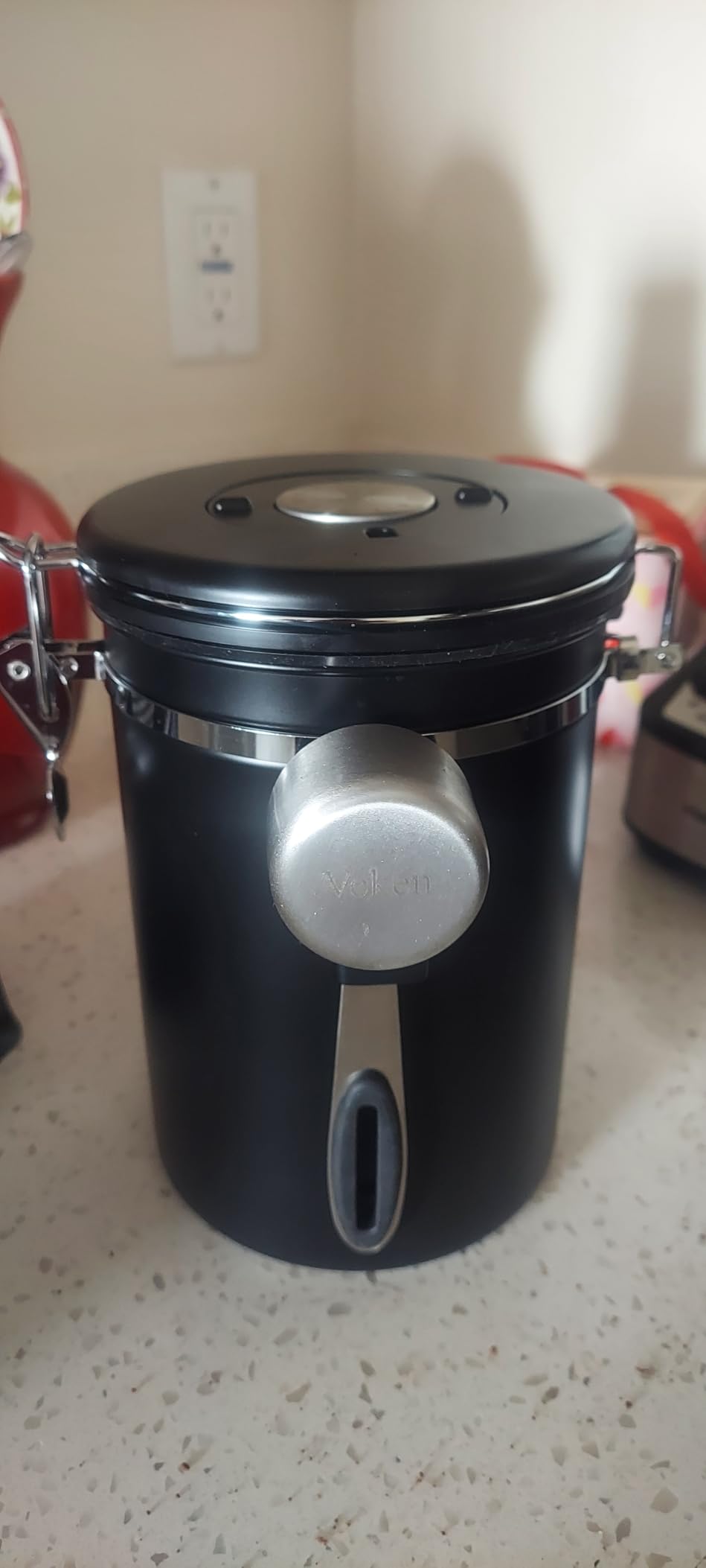 Veken Coffee Canister with Window, Airtight Stainless Steel Pantry Container for Beans, Ground, Espresso (22OZ, Black) customer photo 2