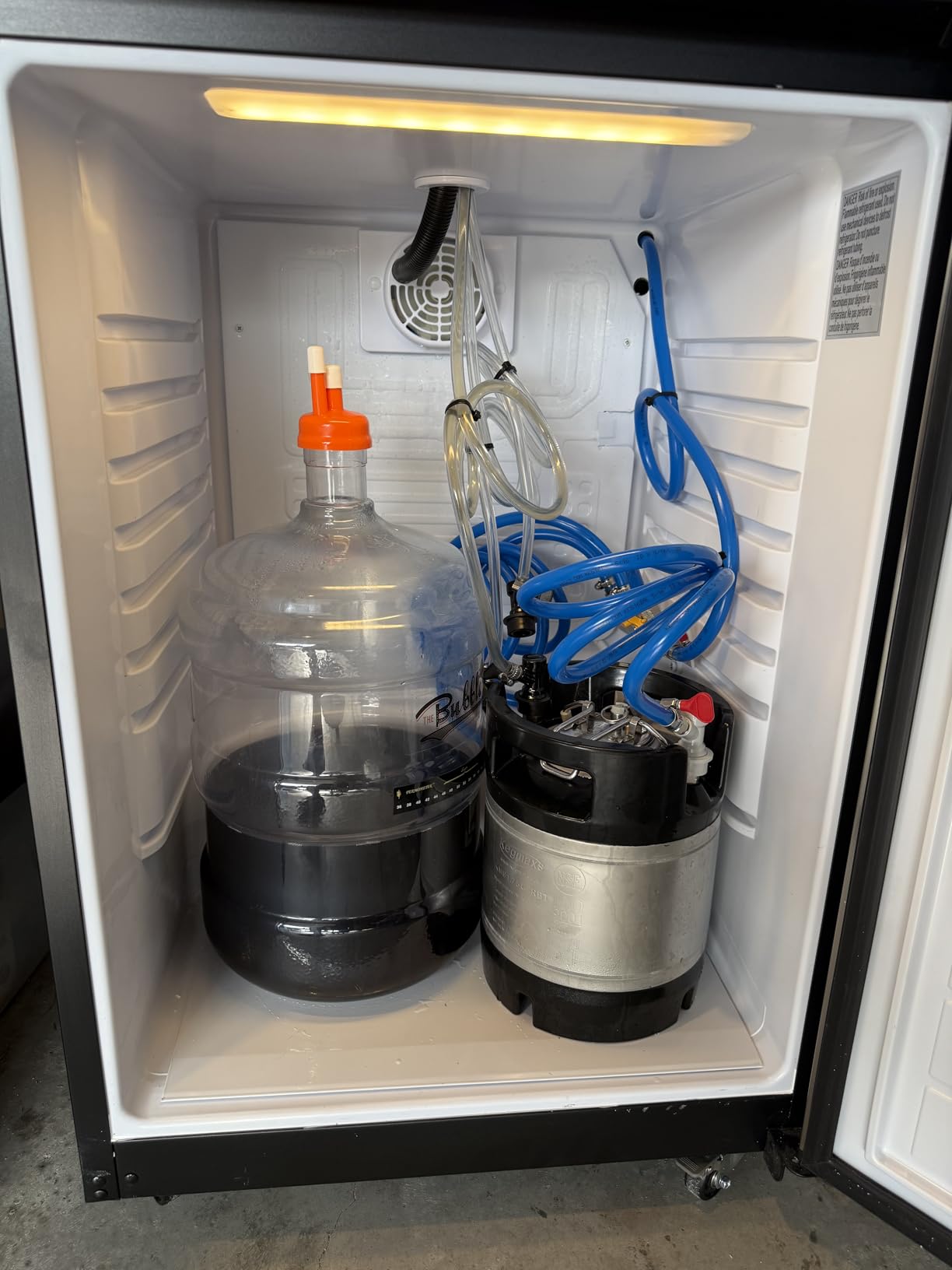 TMCRAFT New 1.75 Gallon Ball Lock Keg, Stainless Steel Beer Keg with Dual Rubber Handle for Home Brew customer photo 1