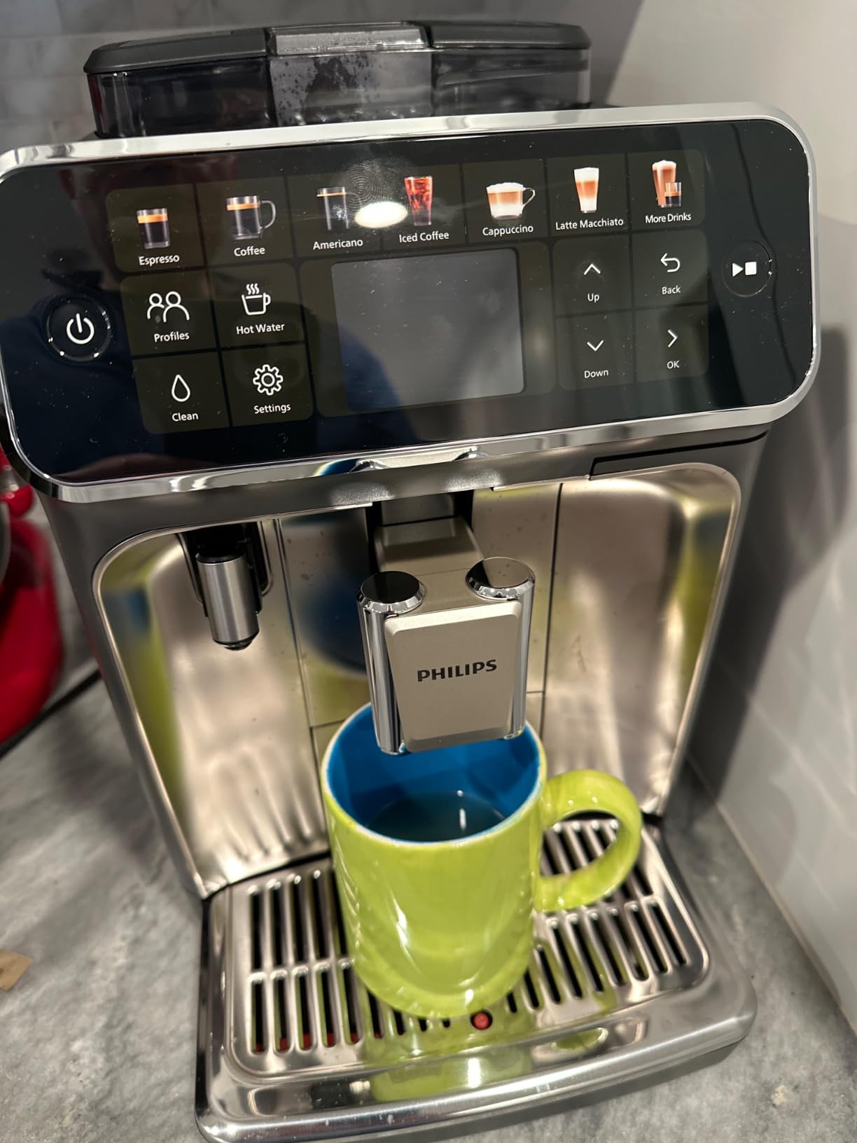 Philips 4400 Series Fully Automatic Espresso Machine, LatteGo Milk System, Integrated Grinder, 12 Hot & Iced Coffee Pre-Sets, SilentBrew, 15-Bar Pressure, Black Chrome (EP4444/90) customer photo 2
