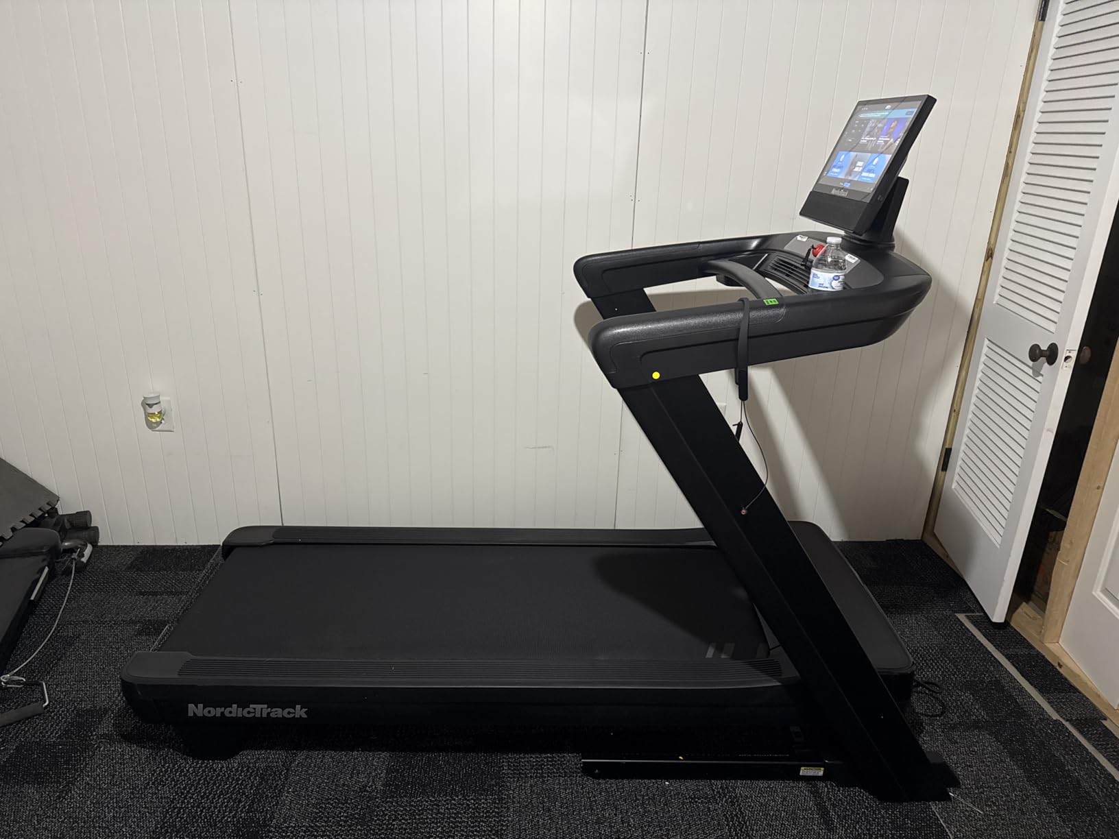 NordicTrack Commercial Series Premium Foldable Treadmill with Incline & Decline customer photo 2