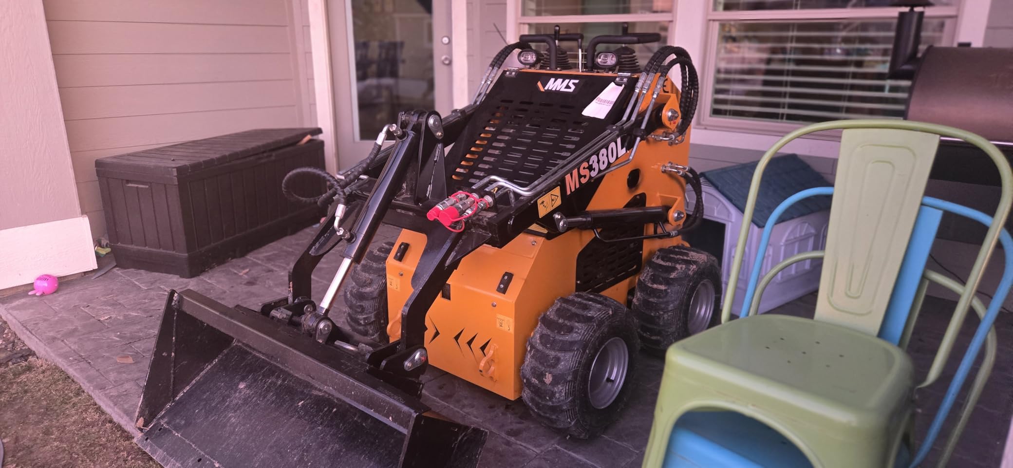MS360L Wheeled Mini Skid Steer Loader, Compact Skid Steer with Wide Bucket, 13.5HP EPA Rato Gas Engine Multifunctional Skid Loader for Farm, Garden, Construction & Landscaping customer photo 1