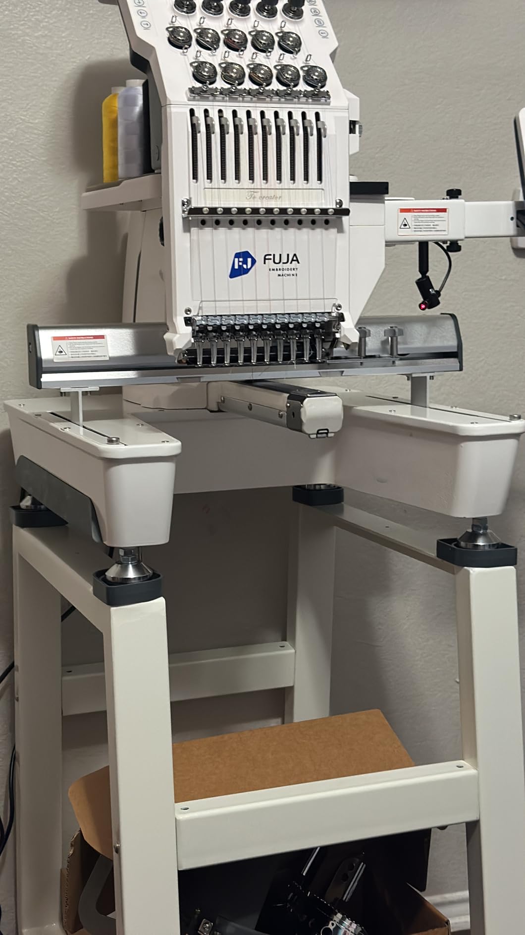 FUJA Commercial Embroidery Machine with 10 Needles, 1200SPM Max Speed, 7