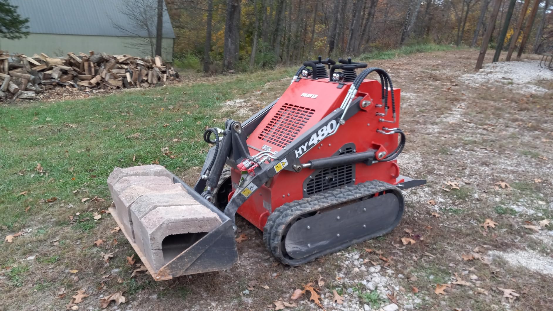 HY480C Mini Skid Steer Loader - 23HP V-Twin Gas Engine, Tracked, Stand-On Operation, Triple-Pump Triple-Valve System - Includes Bucket - Delivery & Unloading Included customer photo 2