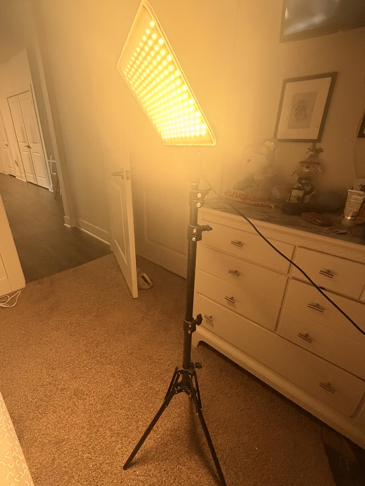 1-Pack LED Video Lighting Kit, Anautin 15W/1700Lux Photography Lighting with Tripod Stand, 2500-8500K Dimmable Streaming Light for Video Recording, Gaming, Podcast, YouTube customer photo 1