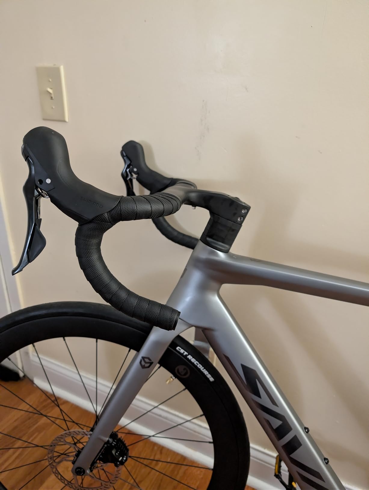 SAVADECK A7L Pro Full Carbon Fiber Racing Bike - 24-Speed Shimano R7120, Carbon Frame & Wheelset, Hydraulic Disc Brakes customer photo 1