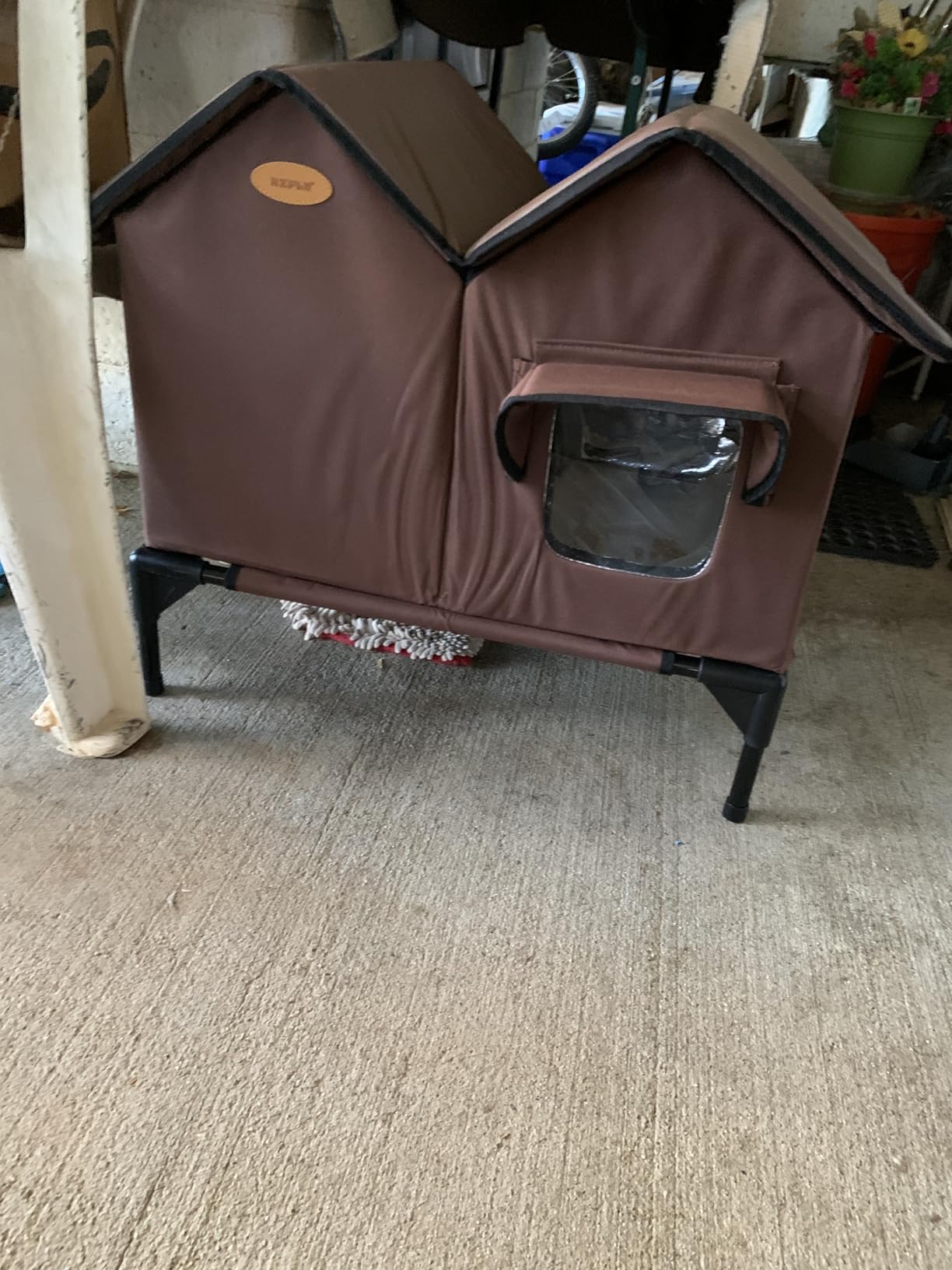 Extra Large Heated Outdoor Cat House Weatherproof, Insulated Outdoor Heated Cat House for Outside with Heater, Elevated Outdoor Feral Cat Shelter for Multiple Cats Small Dogs (Brown, XL) customer photo 1