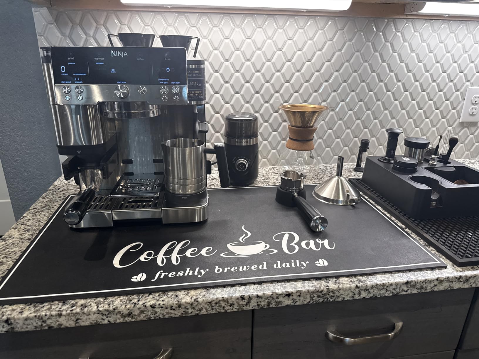 Ninja Luxe Cafe Premier 3-in-1 Espresso Machine, Drip Coffee, & Rapid Cold Brew | Built-in Coffee Grinder, Hands-Free Milk Frother | ES601 customer photo 1
