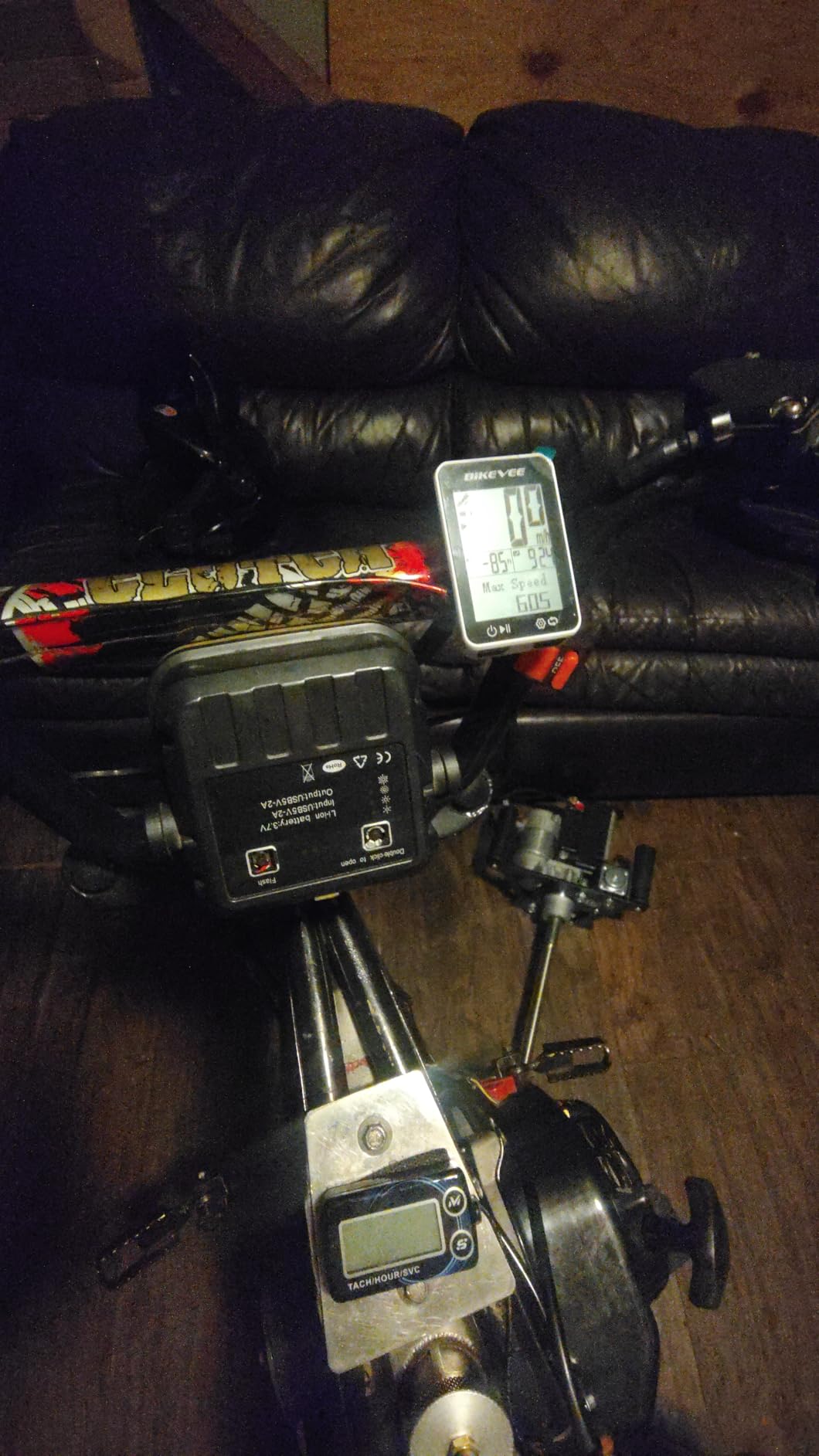GPS Bike Computer Wireless Bicycle Speedometer Odometer 9 Languages Auto Backlight Auto Start Stop IPX7 Waterproof 2.4 Inch LCD Supports MPH KMH customer photo 2