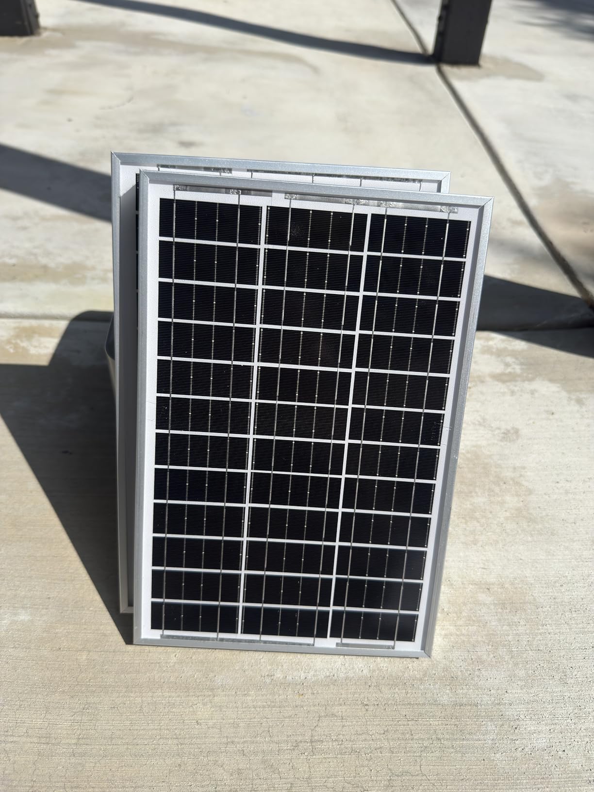 30 Miles Solar Electric Fence Charger for Livestock,6-12KV Adjustable Output Solar Charger,1.5J Fence Charger,15W Solar Powered Electric Fence Kit for Garden,24H Uninterrupted Protection customer photo 2