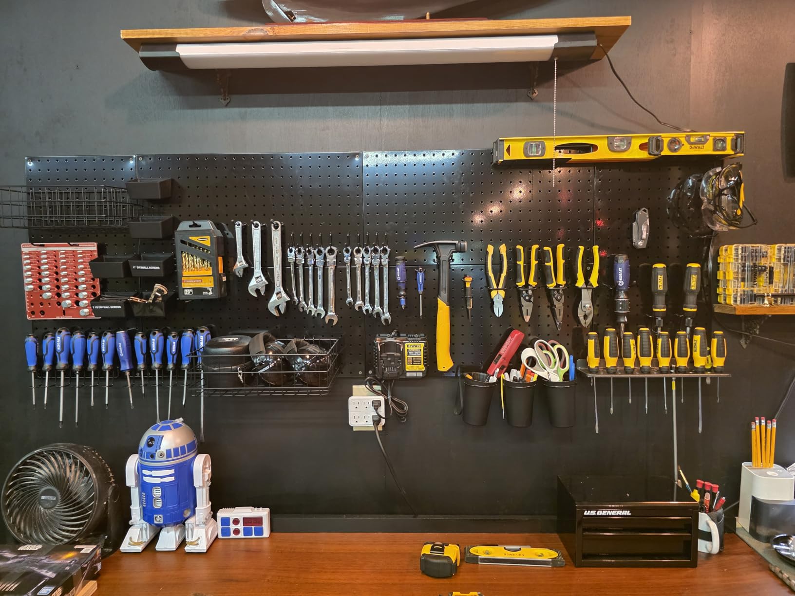 PBHEPJ 10 Pcs Metal Pegboard Panels, Heavy Duty Peg Boards for Garage and Garden Tool Storage, Includes Drywall Anchors and Screws Kits, Black (10 pcs 16in x 12in) customer photo 1