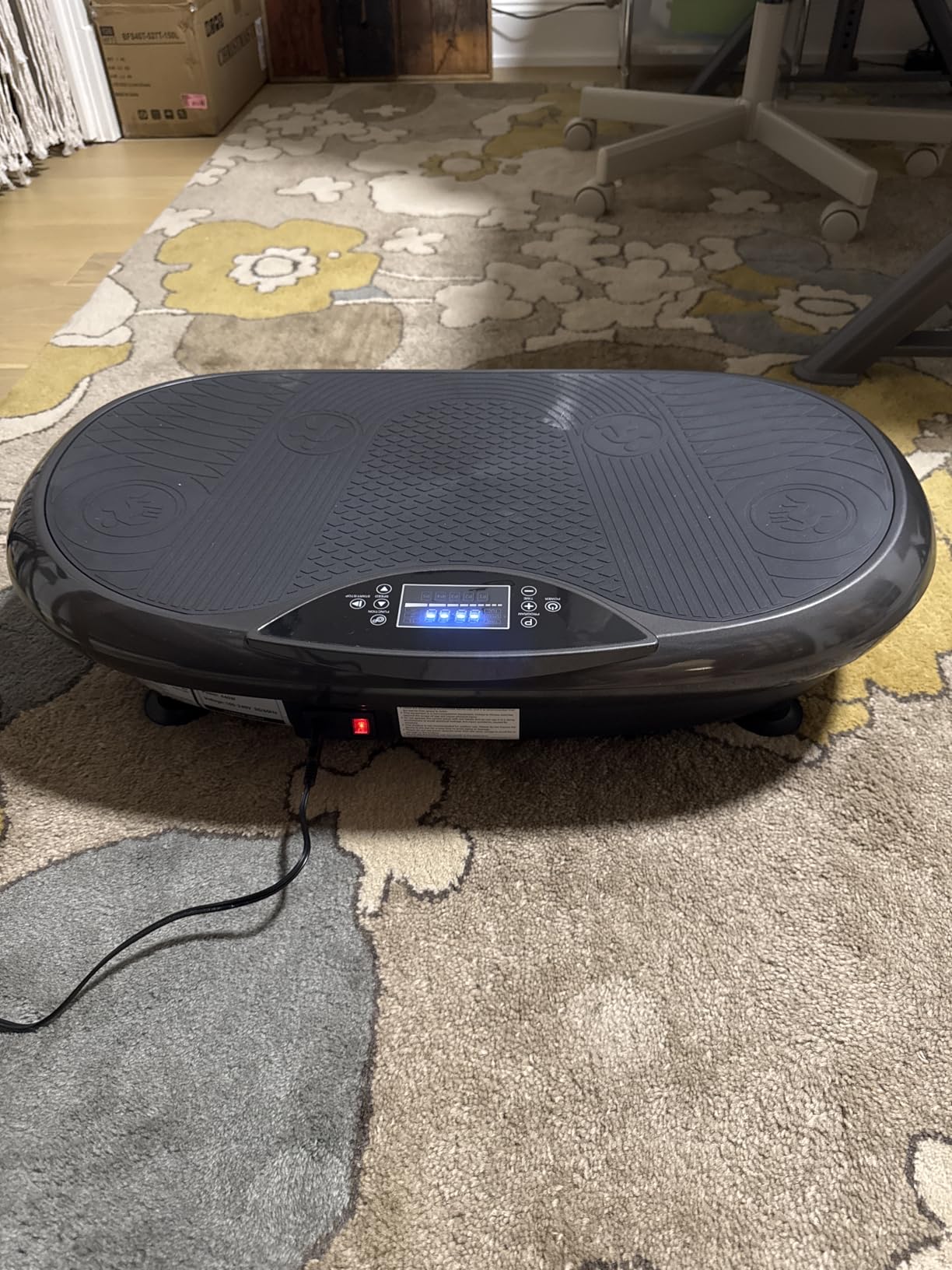 EvoSpark Vibration Plate Exercise Machine, Dual Motor Vibrating Plate for Lymphatic Drainage Weight Loss 450 Lbs Capacity, 120 Levels Full Body Workout Shake Platform Machines for Home Women Men customer photo 2