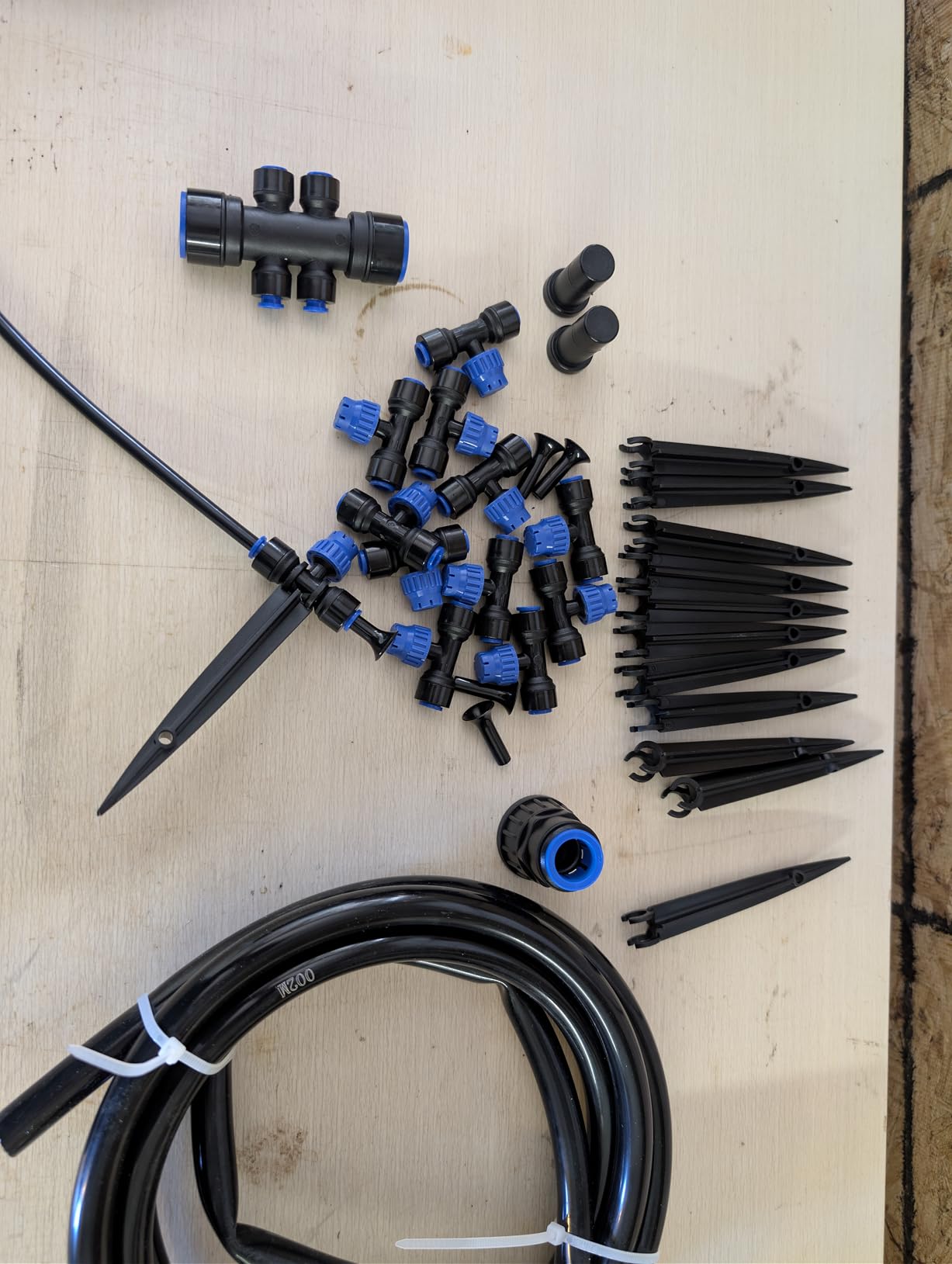 HIRALIY 220FT Drip Irrigation Kit for Large Garden, Quick Connect Garden Watering System with 33FT 15mm Hose, 36 Adjustable Drippers for Raised Beds, Vegetable Garden, Greenhouse customer photo 1