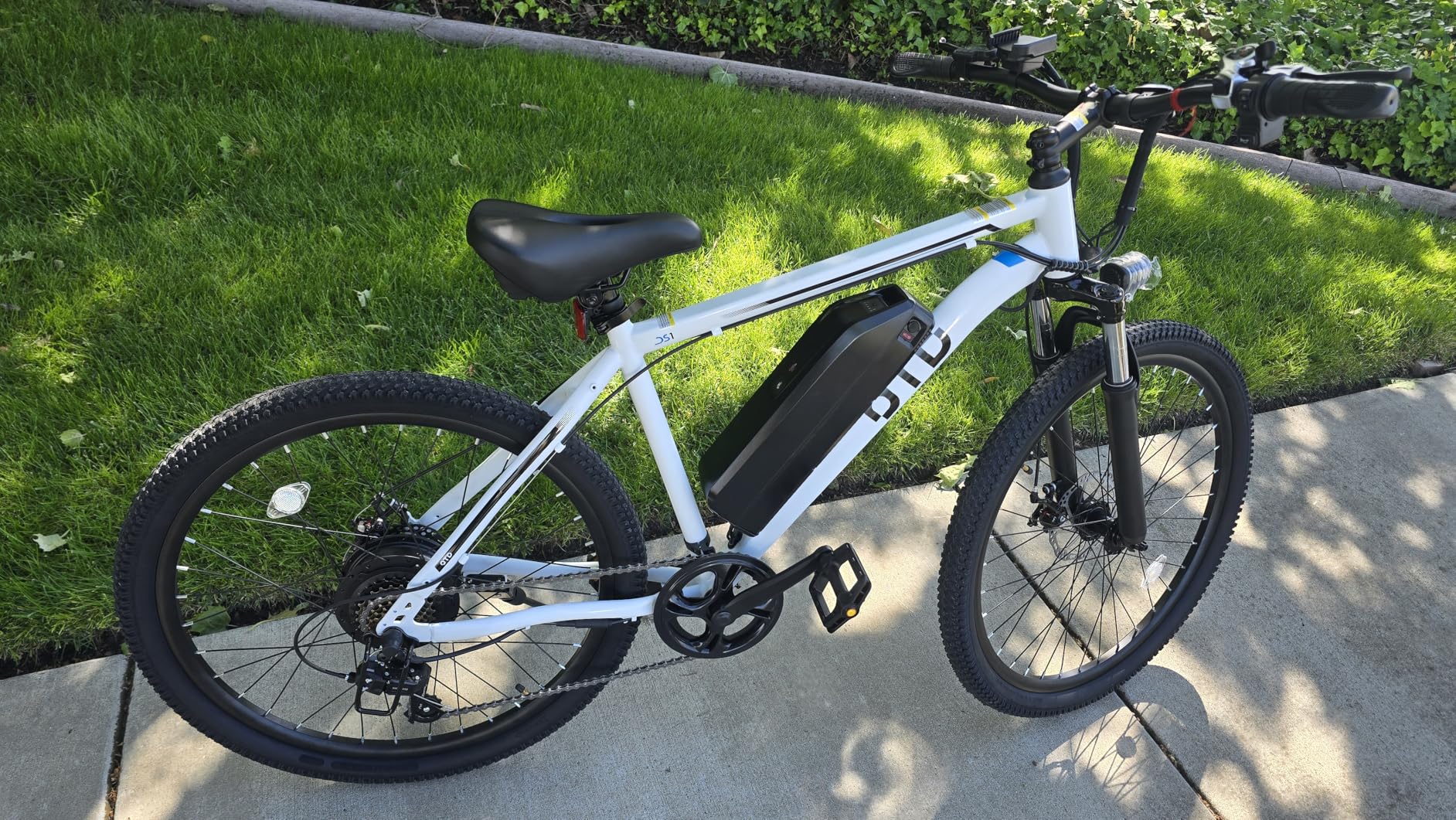 Electric Bike For Adults 1200W Peak Lightweight Mountain Ebikes, 28MPH 26