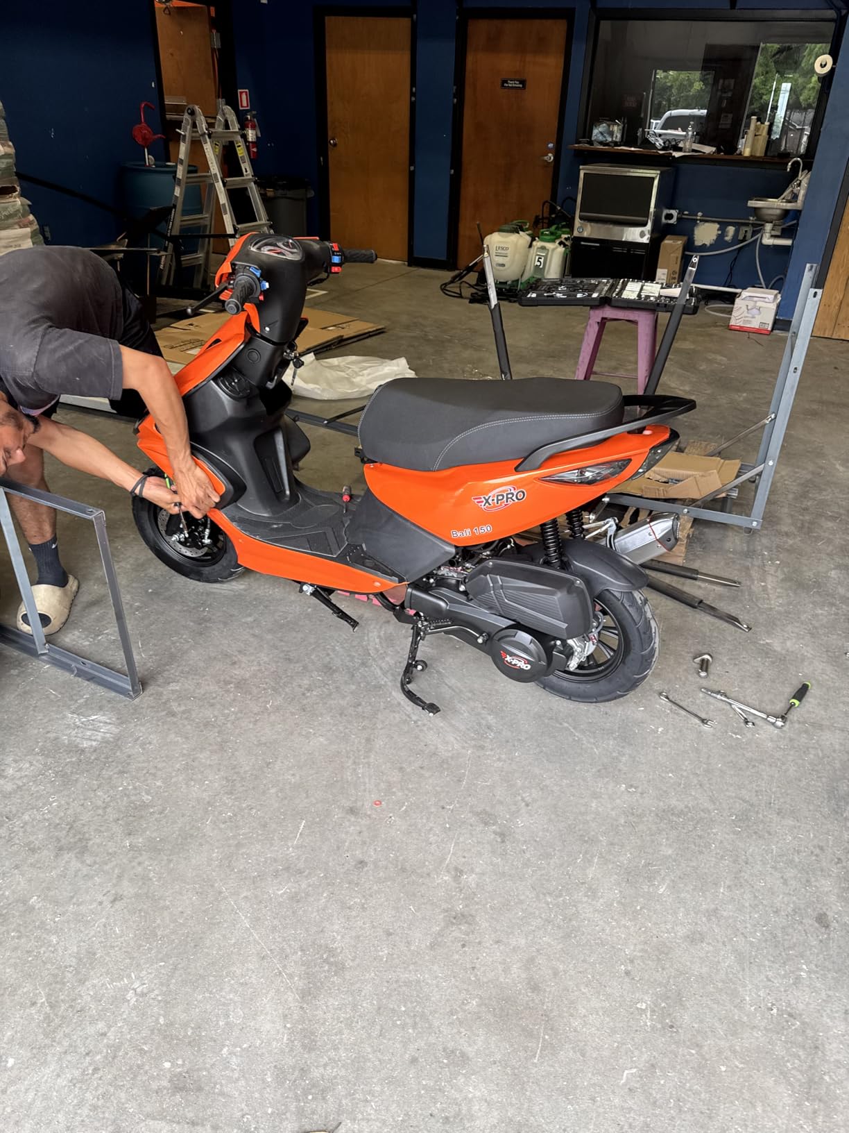 X-PRO Bali 150cc Gas Moped for Adults, Street Legal Gas Powered Motor Moped with 10