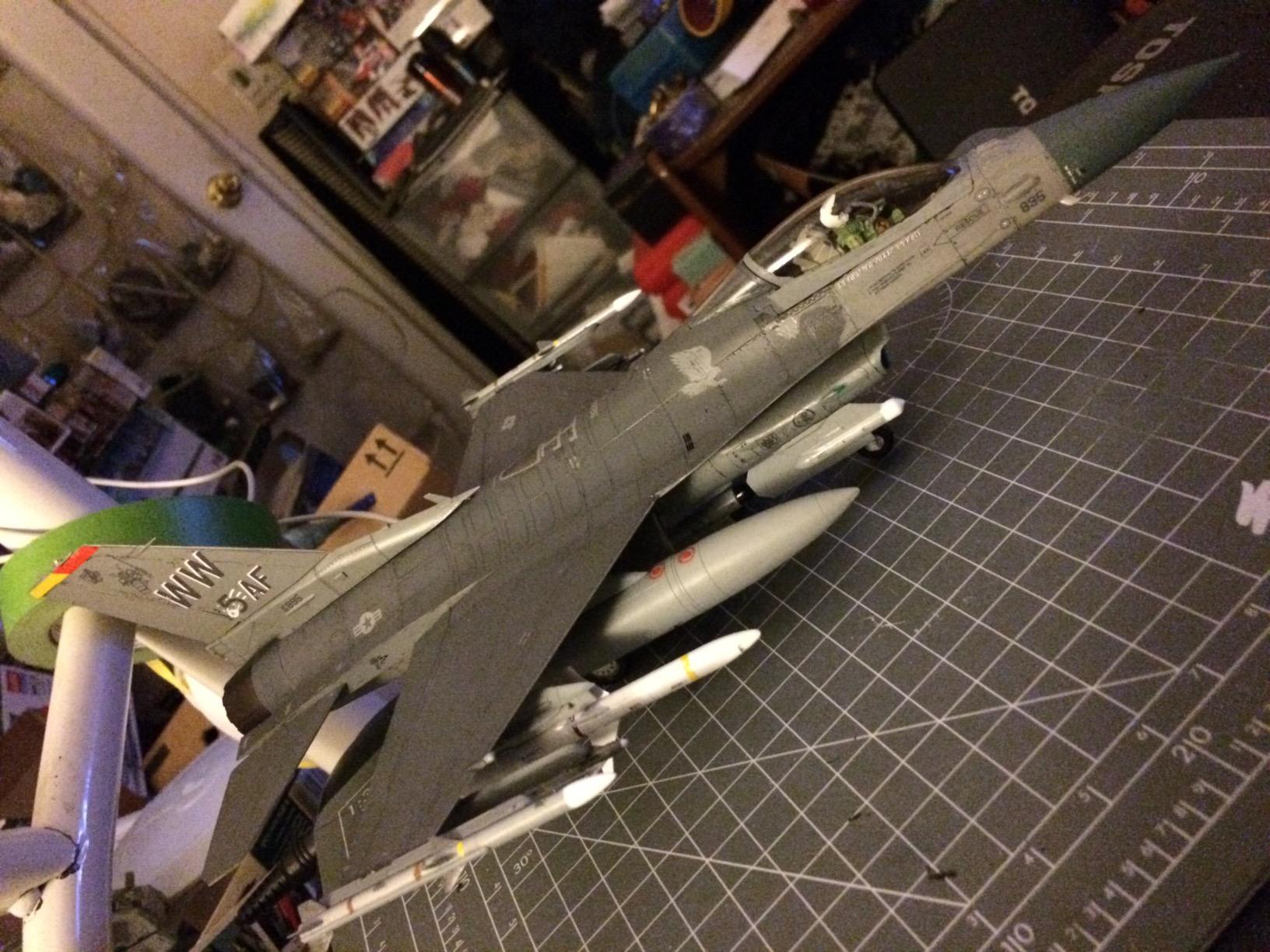 Tamiya 61028 1/48 A-10 Thunderbolt II Plastic Model Airplane Kit customer photo 1