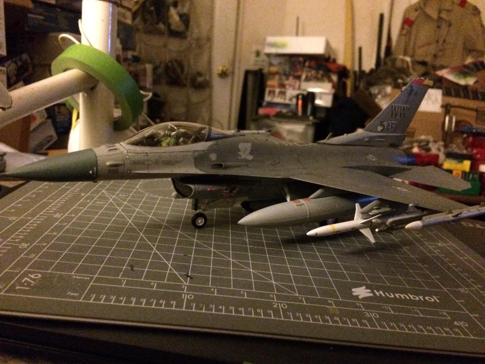 Tamiya 61028 1/48 A-10 Thunderbolt II Plastic Model Airplane Kit customer photo 2