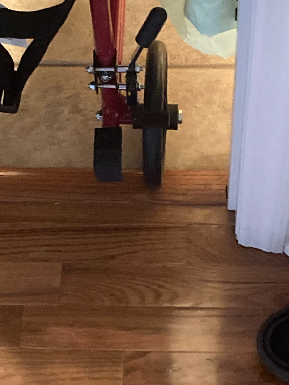 Drive Medical ATC19-BL Lightweight Aluminium Transport Wheelchair with Swing-Away Footrest, Blue customer photo 2