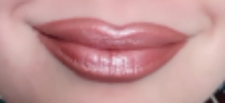 L'Oreal Paris Colour Riche Original Creamy, Hydrating Satin Lipstick with Argan Oil and Vitamin E, Fairest Nude, 1 Count customer photo 2