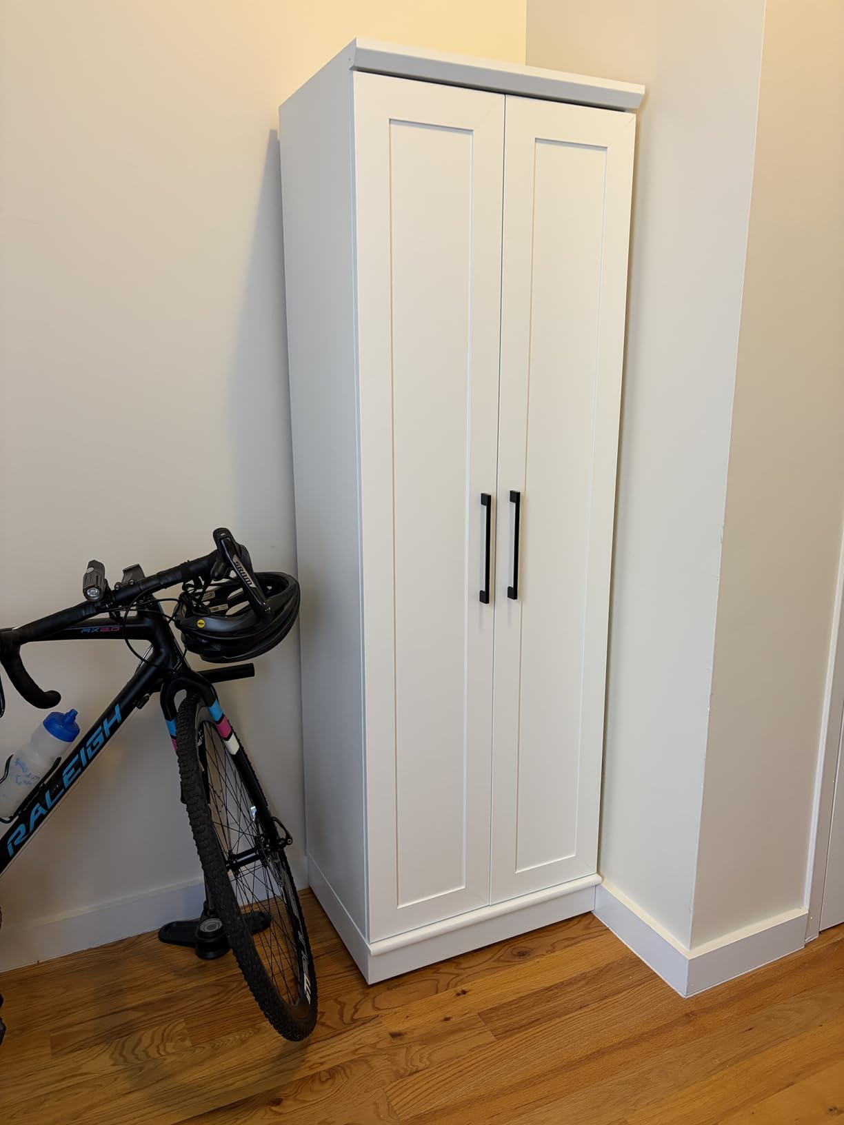 Sauder HomePlus Storage Cabinet / Pantry Cabinets, Dakota Oak Finish customer photo 1