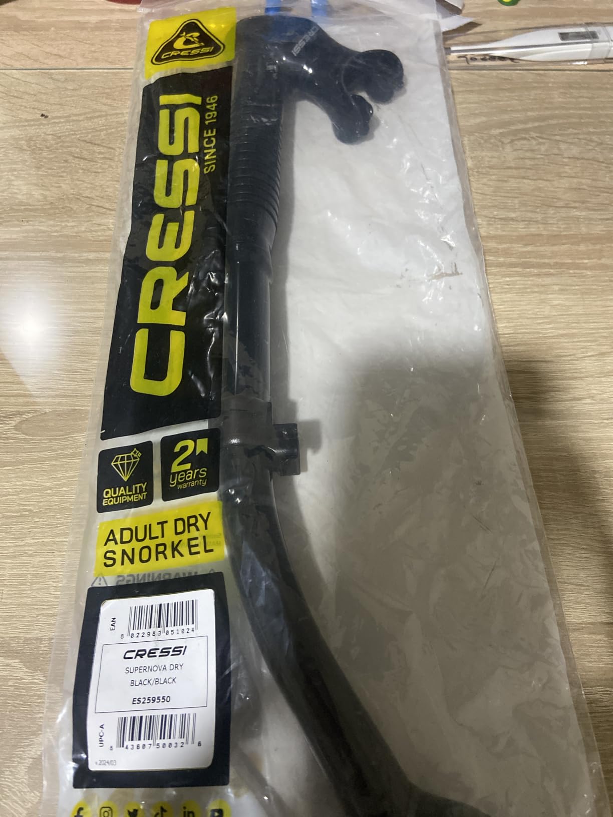 Cressi Adult Diving Dry Snorkel with Splash Guard and Top Valve - Supernova Dry: Designed in Italy customer photo 1