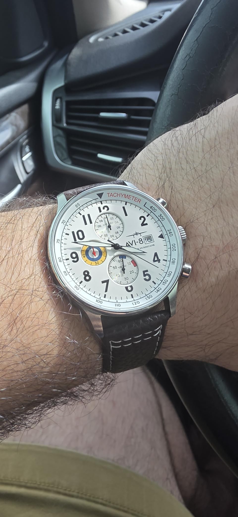 Aviator Hawker Hurricane Men's Pilot Watch - Classic Chronograph, Japanese Quartz Movement, Stainless Steel Case, Leather Strap, AV-4011 customer photo 1