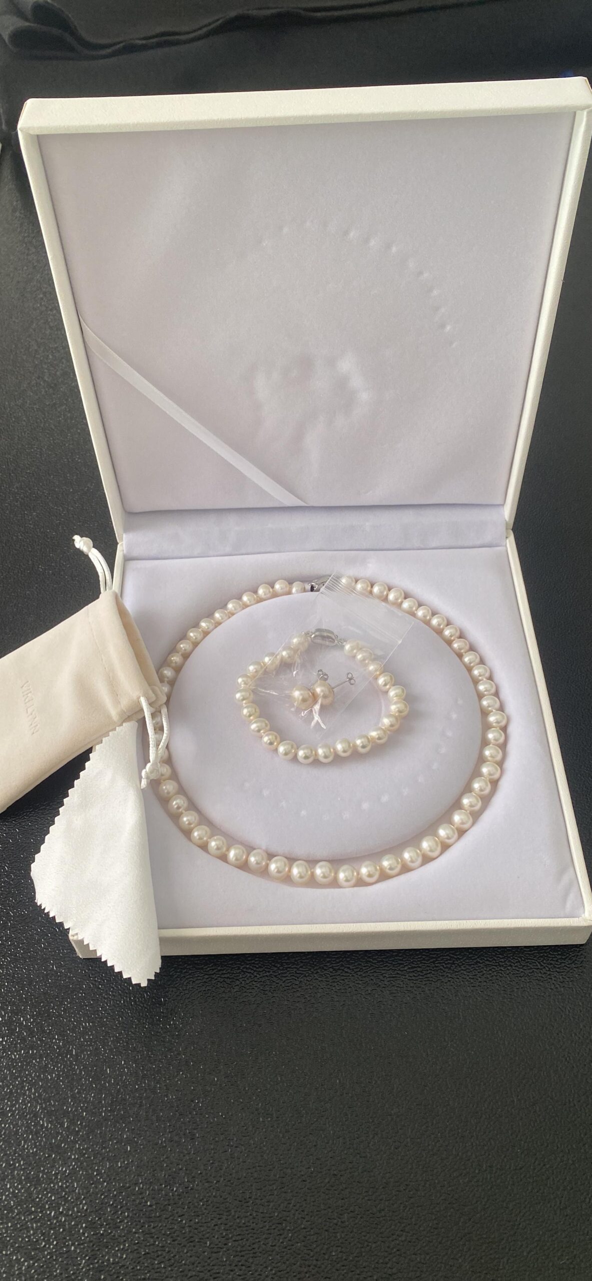 Freshwater Cultured Pearl Necklace Set Includes Stunning Bracelet and Stud Earrings Jewelry for Women Gift for Mother's Day, Anniversary, Birthday, Wedding customer photo 2