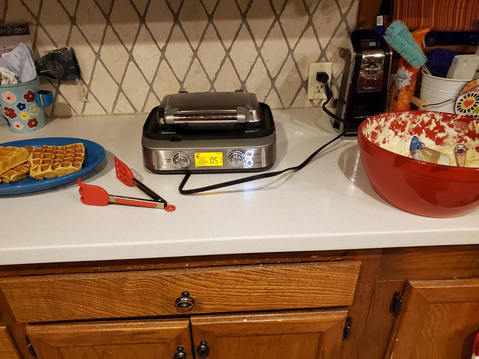Breville the Smart Waffle Pro 2 Slice Waffle Maker, BWM620XL, Brushed Stainless Steel customer photo 2