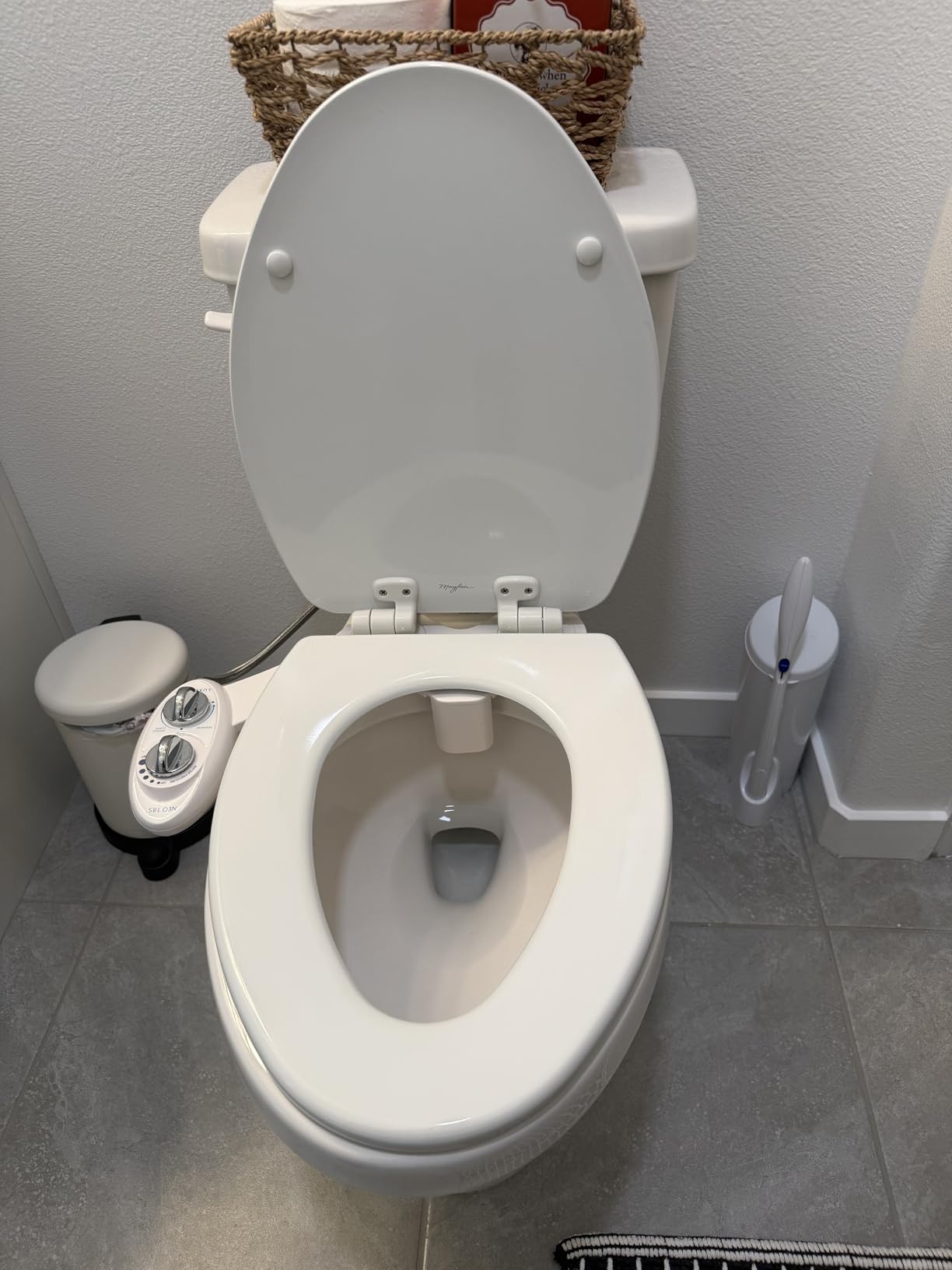 LUXE Bidet NEO 185 - Dual Nozzle, Self-Cleaning, Non-Electric Bidet Attachment for Toilet Seat, Adjustable Water Pressure, Rear & Feminine Wash (White) customer photo 2