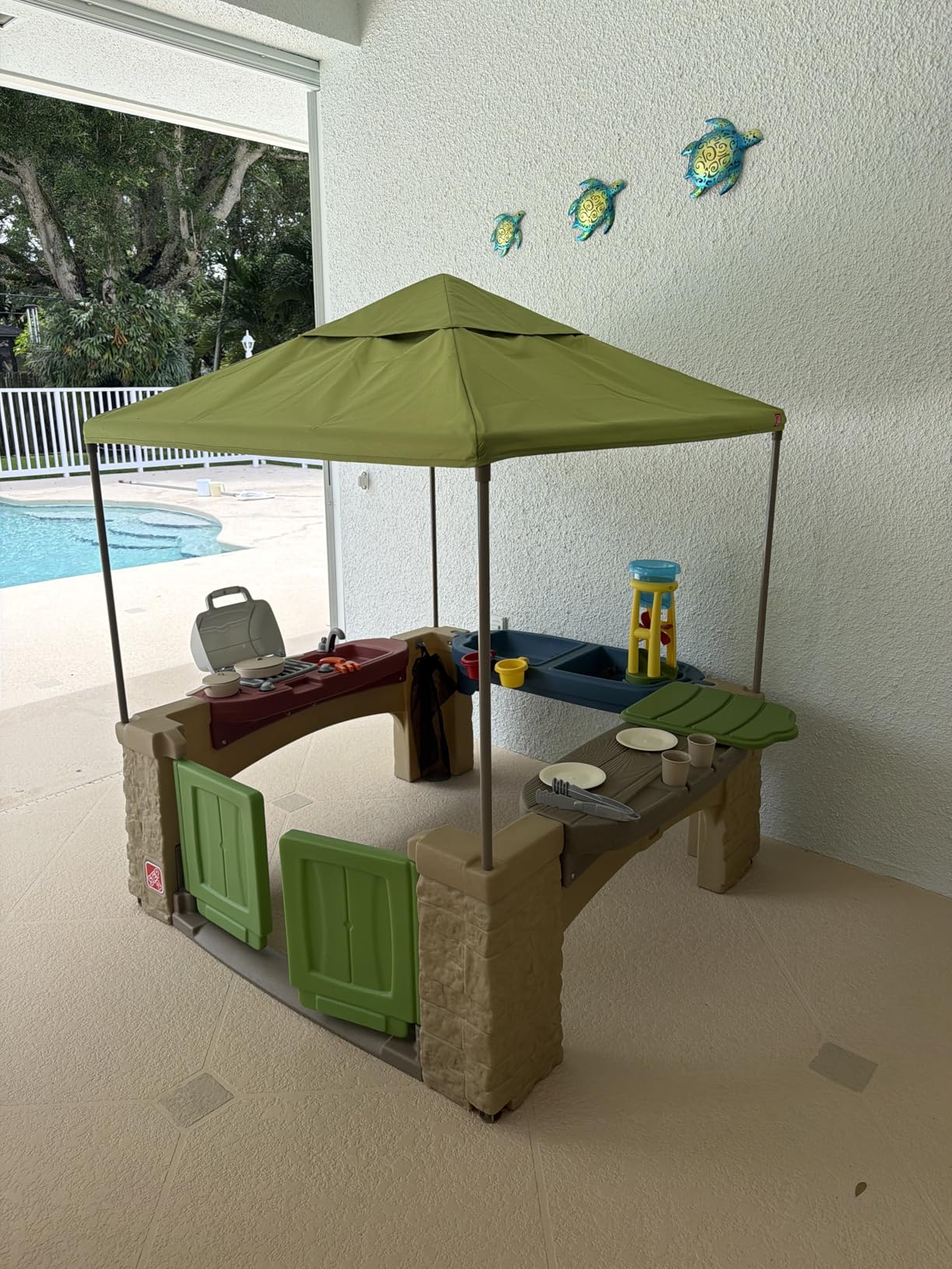 Step2 All Around Playtime Patio with Canopy Playset customer photo 2