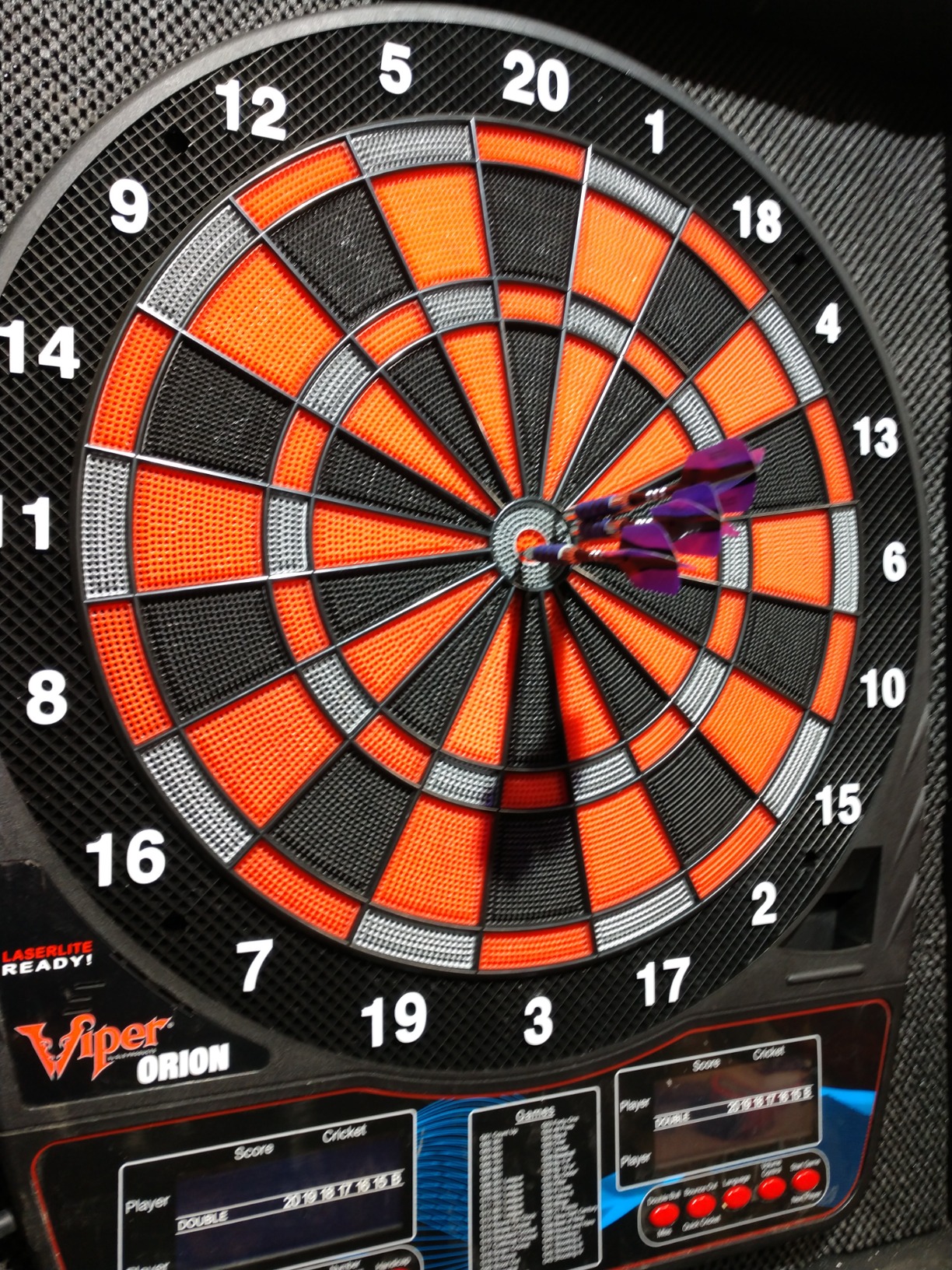 Viper Orion Electronic Dartboard, 15.5 in Regulation Target, 43 Games, Dual LCD Displays, 8 Players, 6 Darts Included, Black customer photo 1