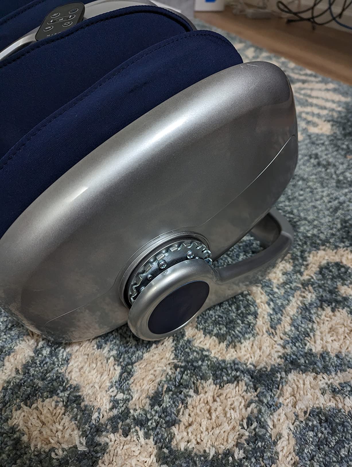 MIKO Shiatsu Foot Massager for Circulation & Pain Relief - Deep Tissue Kneading, Heat Therapy for Plantar Fasciitis, Neuropathy, Diabetics - Fits Up to Size 15 - Charcoal customer photo 2