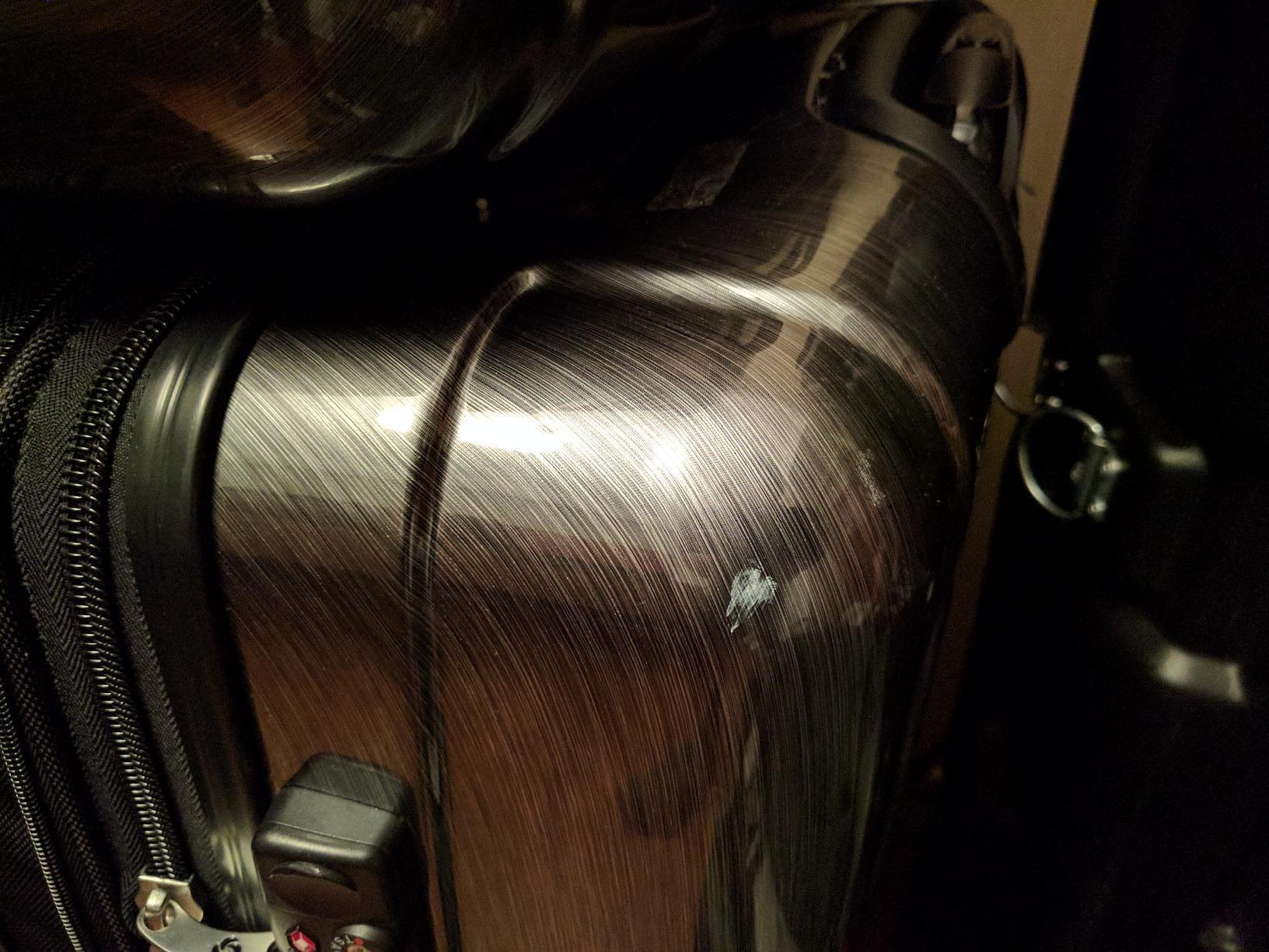 Winfield 2 Hardside Expandable Luggage with Spinner Wheels, Brushed Anthracite, Checked-Large 28-Inch customer photo 1