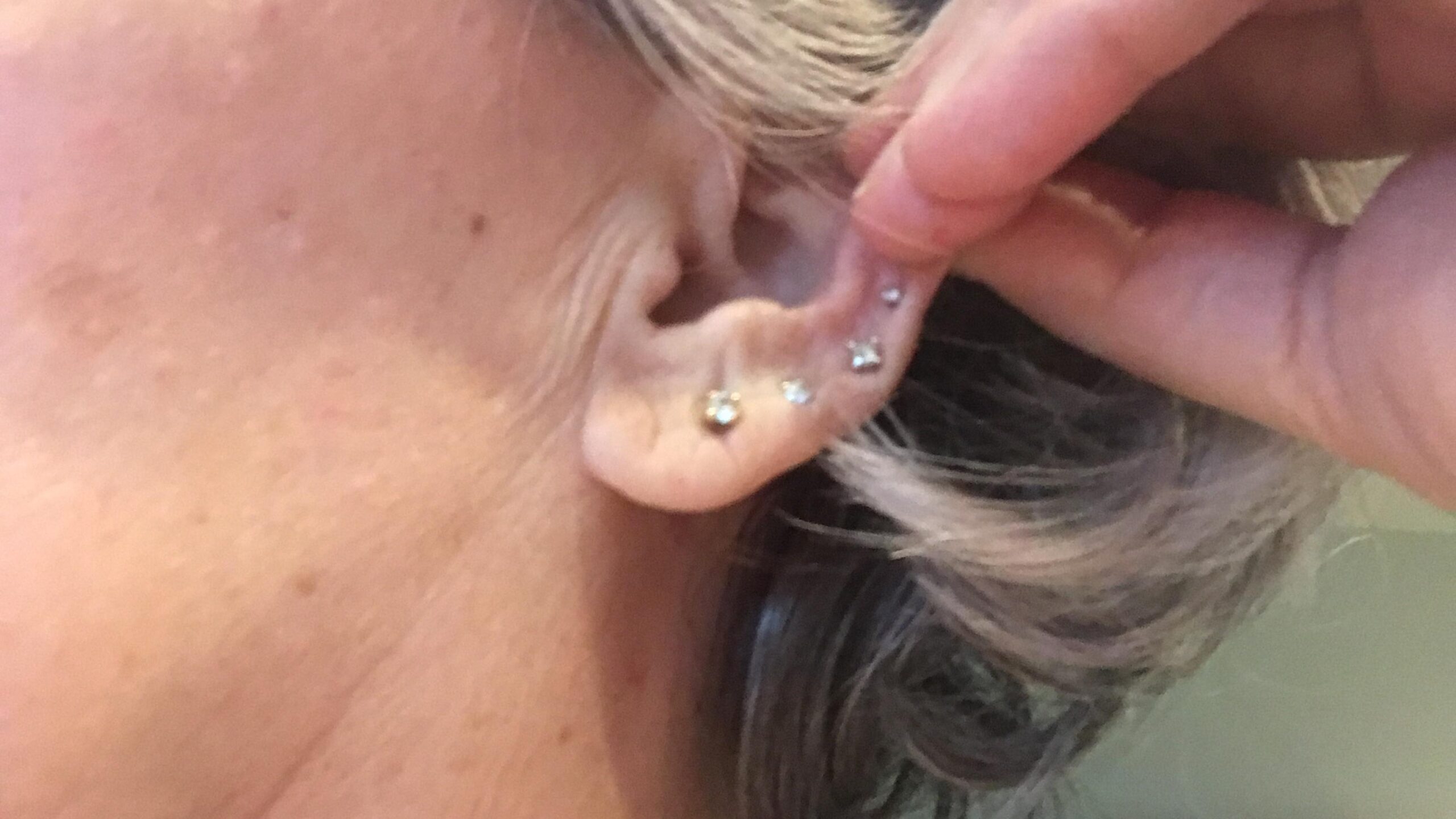 Round Lab Grown or Natural Diamond Stud (IGI Certified 0.70 ct & up) Popular Plus Quality Screw Back Earrings in 14k Solid Gold, 0.04 Ctw & Up customer photo 2