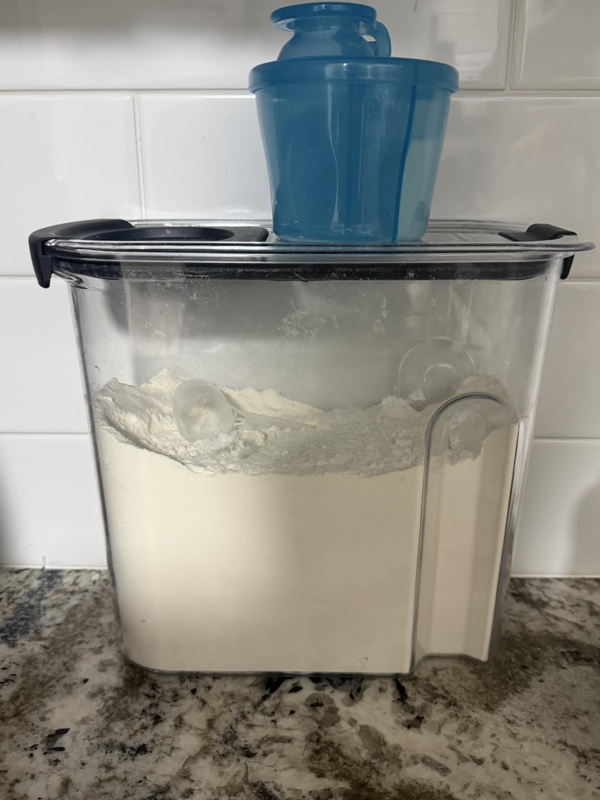 Rubbermaid Brilliance 16-Cup Airtight Food Storage Container with Lid Clear/Grey - Pantry Organization for Flour Sugar and Food Storage customer photo 1