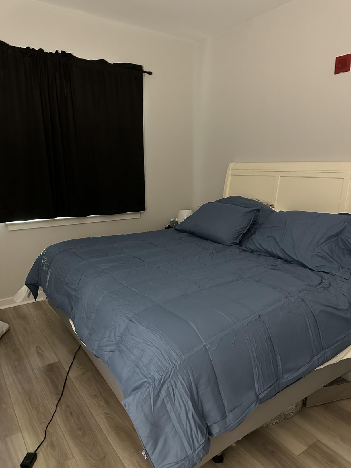 Bare Home Comforter Set - Queen Size - Ultra-Soft - Goose Down Alternative - Premium 1800 Series - All Season Warmth (Queen, Light Grey) customer photo 2
