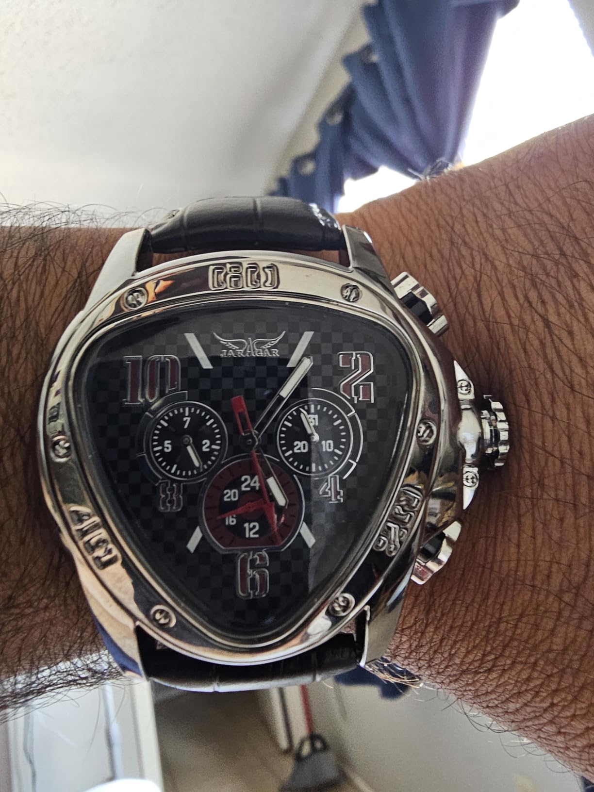Winner Fashion Mechanical Wrist Watch Triangle Racing Dial, Waterproof Golden Skeleton Dial Automatic Movement Leather Design Mechanical Watch for Men customer photo 1