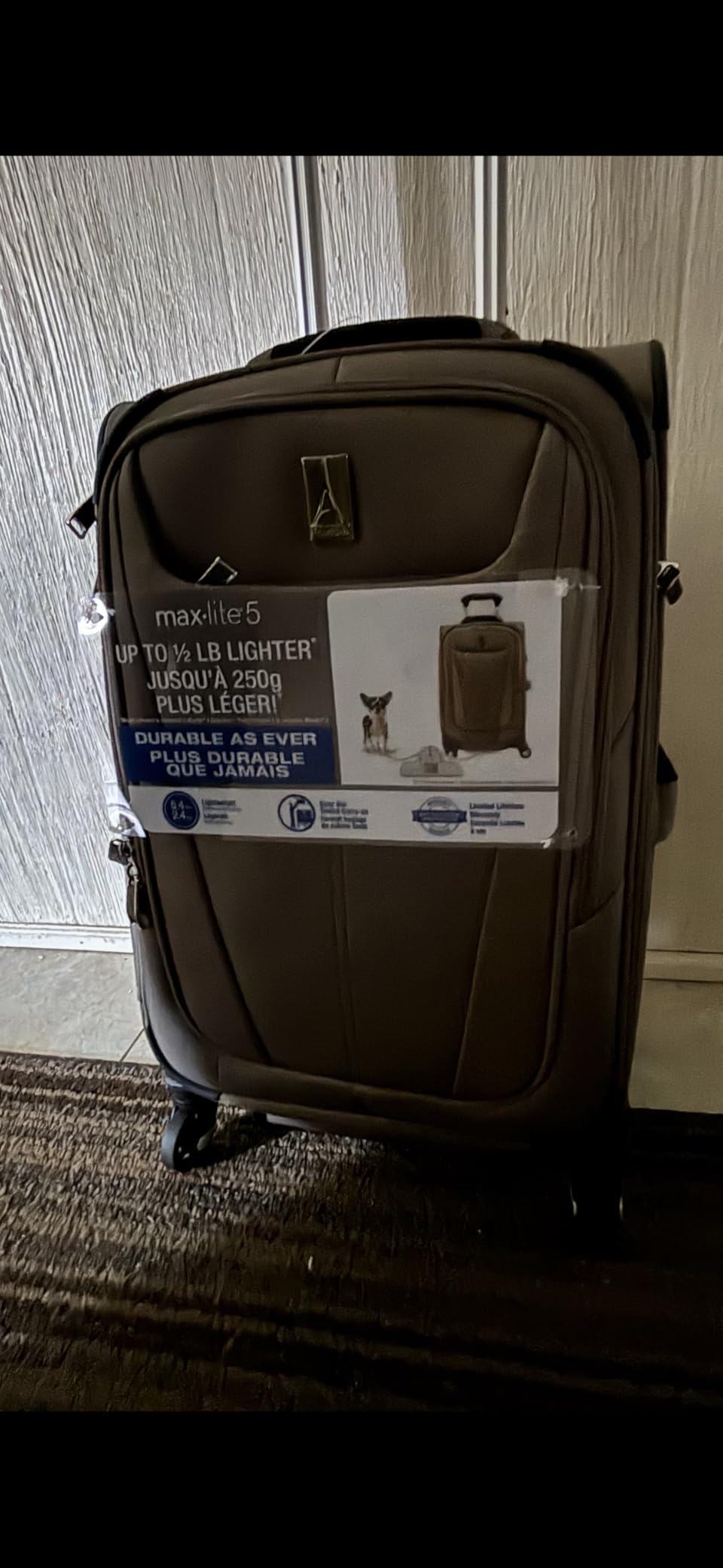 Travelpro Maxlite 5 Softside Expandable Luggage with 4 Spinner Wheels, Lightweight Suitcase, Men and Women, Black, Checked-Large 29-Inch customer photo 1