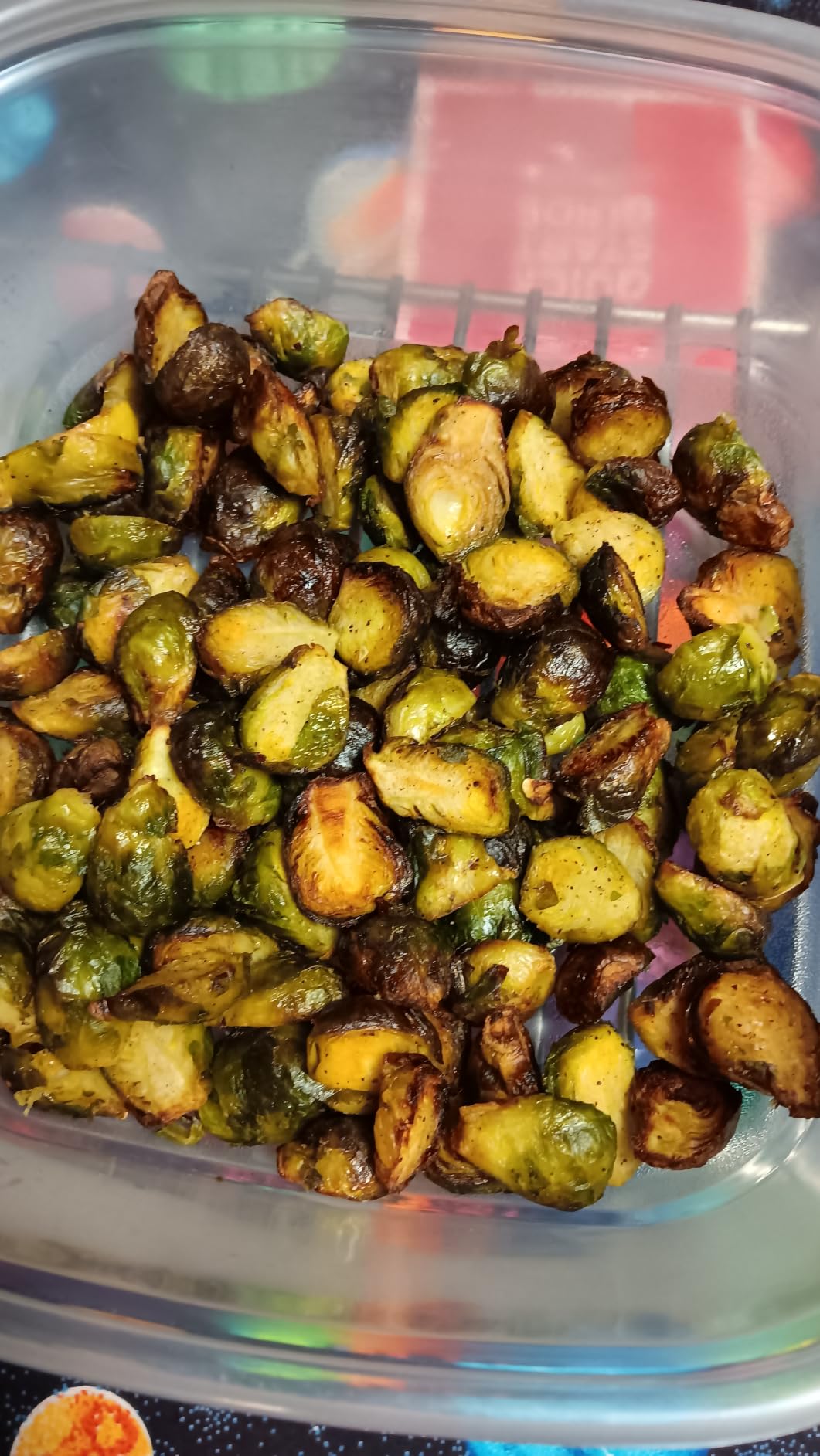 Ninja Air Fryer | 4 QT Capacity | 4-in-1 Roast, Crisp, Reheat & Dehydrate | AF101, Grey customer photo 2