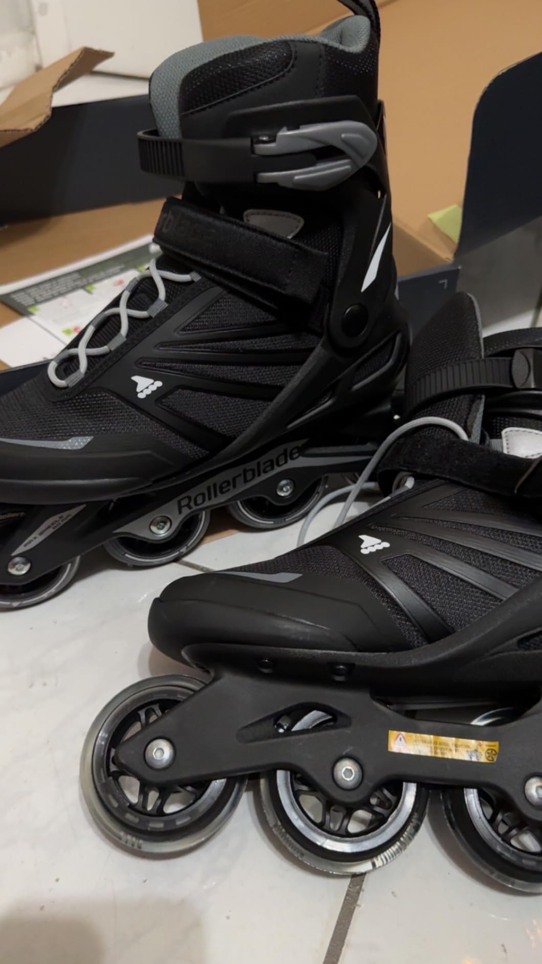 Rollerblade Zetrablade Men's Adult Fitness Inline Skate, Black and Silver customer photo 2