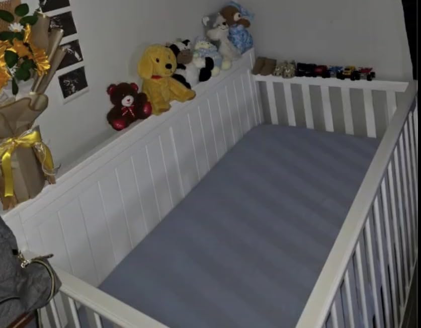 Graco Hadley 5-in-1 Convertible Crib with Drawer - GREENGUARD Gold Certified, Fits Standard Crib Mattress, Converts to Toddler Bed, Daybed and Full Bed, 4 Adjustable Mattress Heights (White) customer photo 2