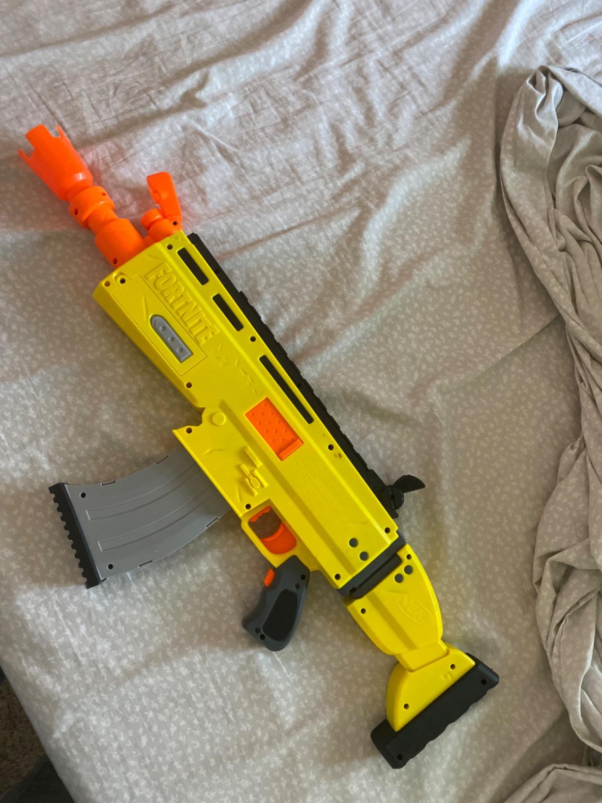 Nerf Fortnite AR-L Elite Dart Blaster - Motorized Toy Blaster, 20 Official Nerf Fortnite Elite Darts, Flip Up Sights customer photo 2