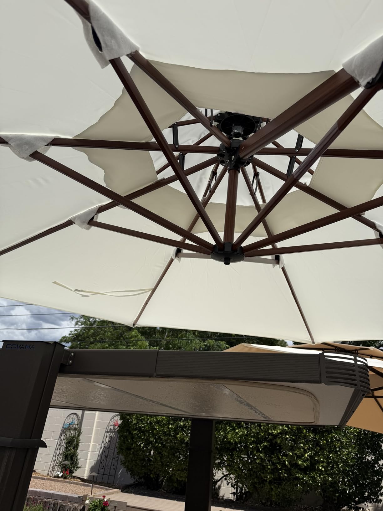 PURPLE LEAF 11ft Patio Umbrella Outdoor Round Umbrellas Large Cantilever Umbrella Windproof Offset Umbrellas Heavy Duty Sun Umbrella for Garden Deck Pool Patio, Navy Blue customer photo 2