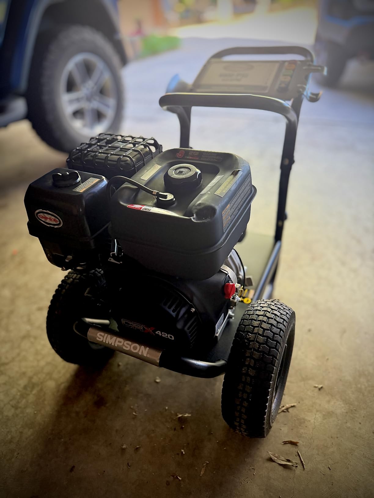 SIMPSON Cleaning PS60869 PowerShot 4000 PSI Gas Pressure Washer, 3.5 GPM AAA Triplex Pump, Honda GX270 Engine, Includes Spray Gun, Wand, 5 QC Nozzle Tips, 3/8-inch x 50-Foot Monster Hose, 49-State customer photo 1